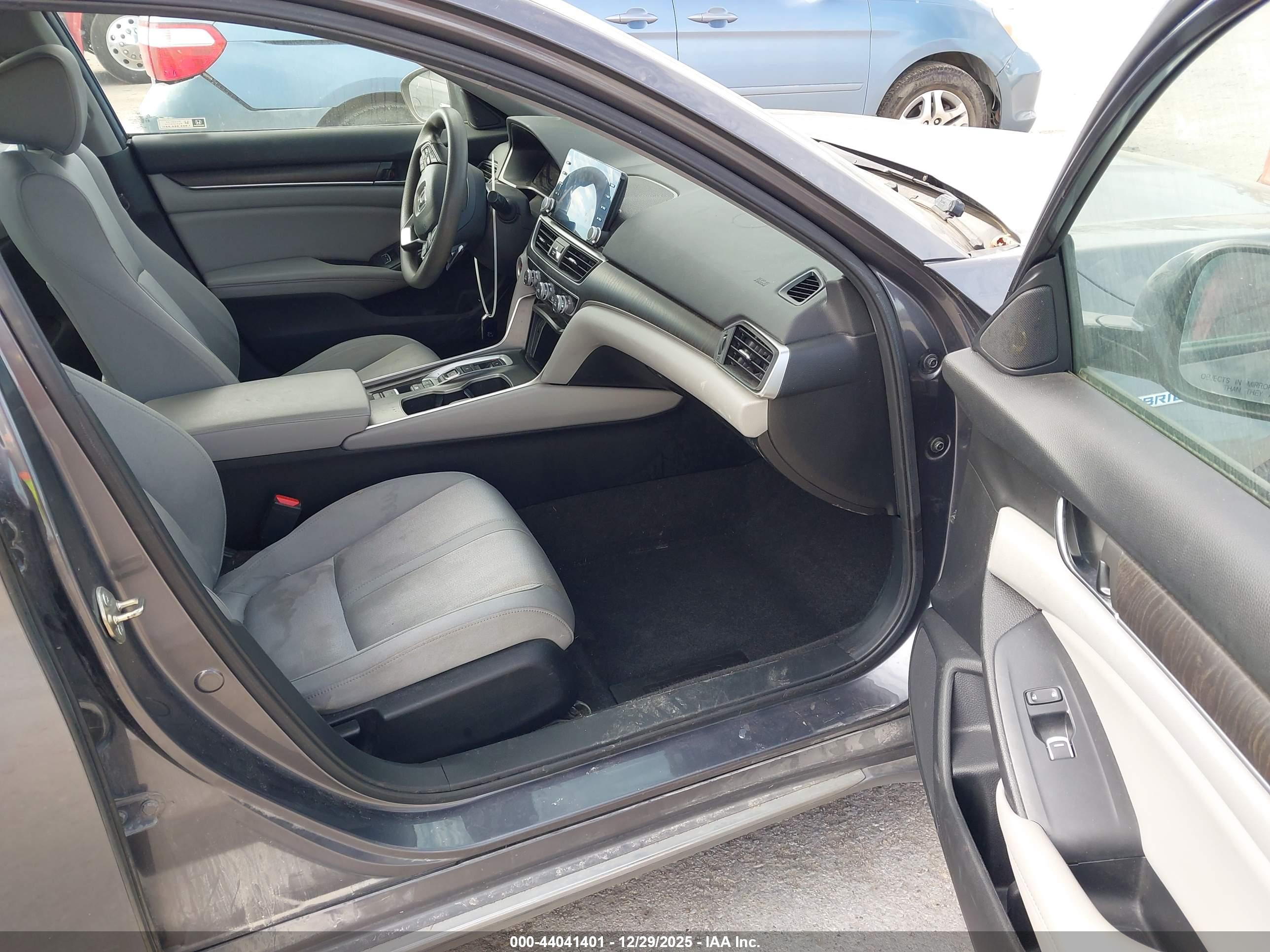 HONDA ACCORD image 5