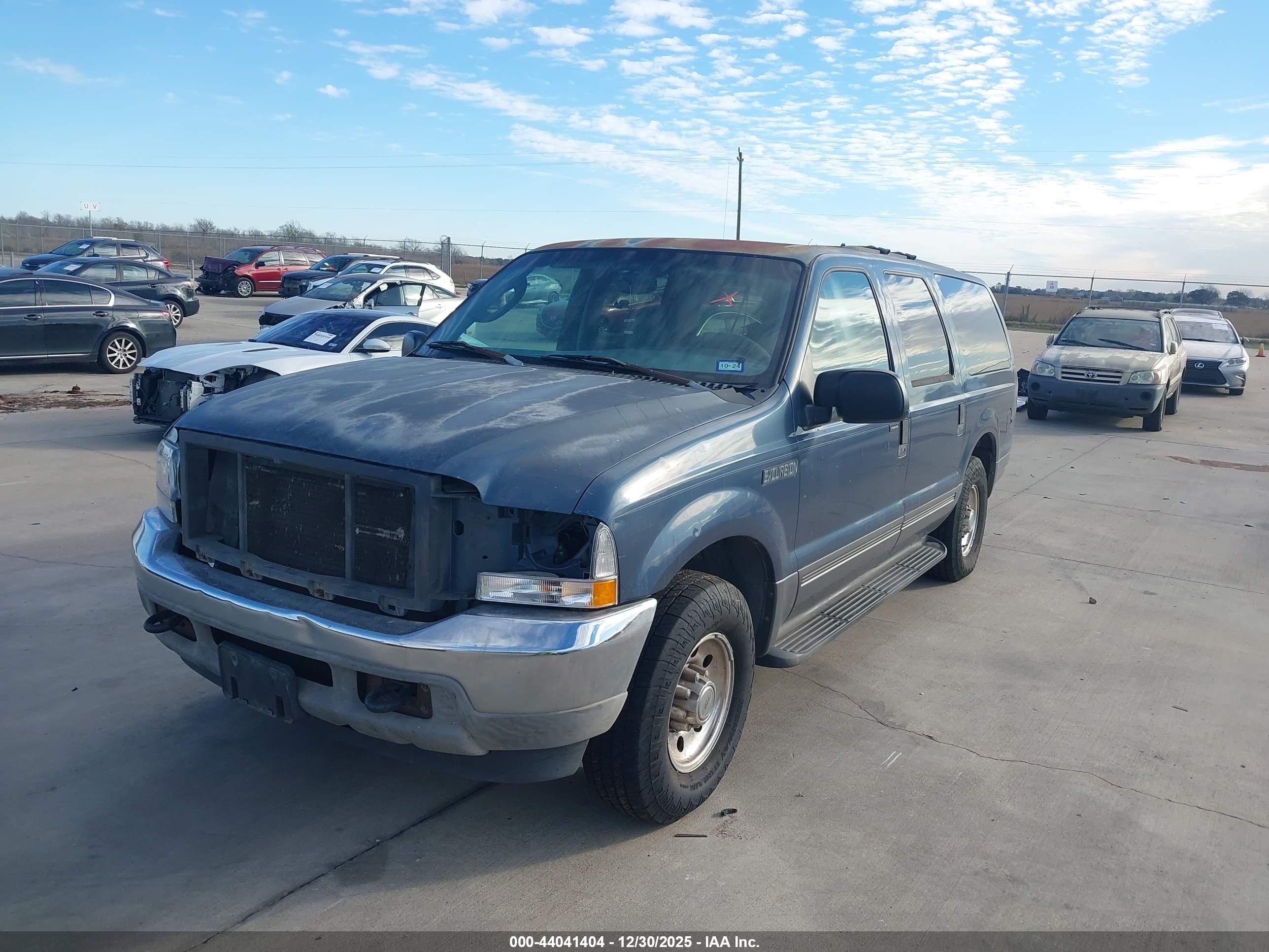 FORD EXCURSION image 2