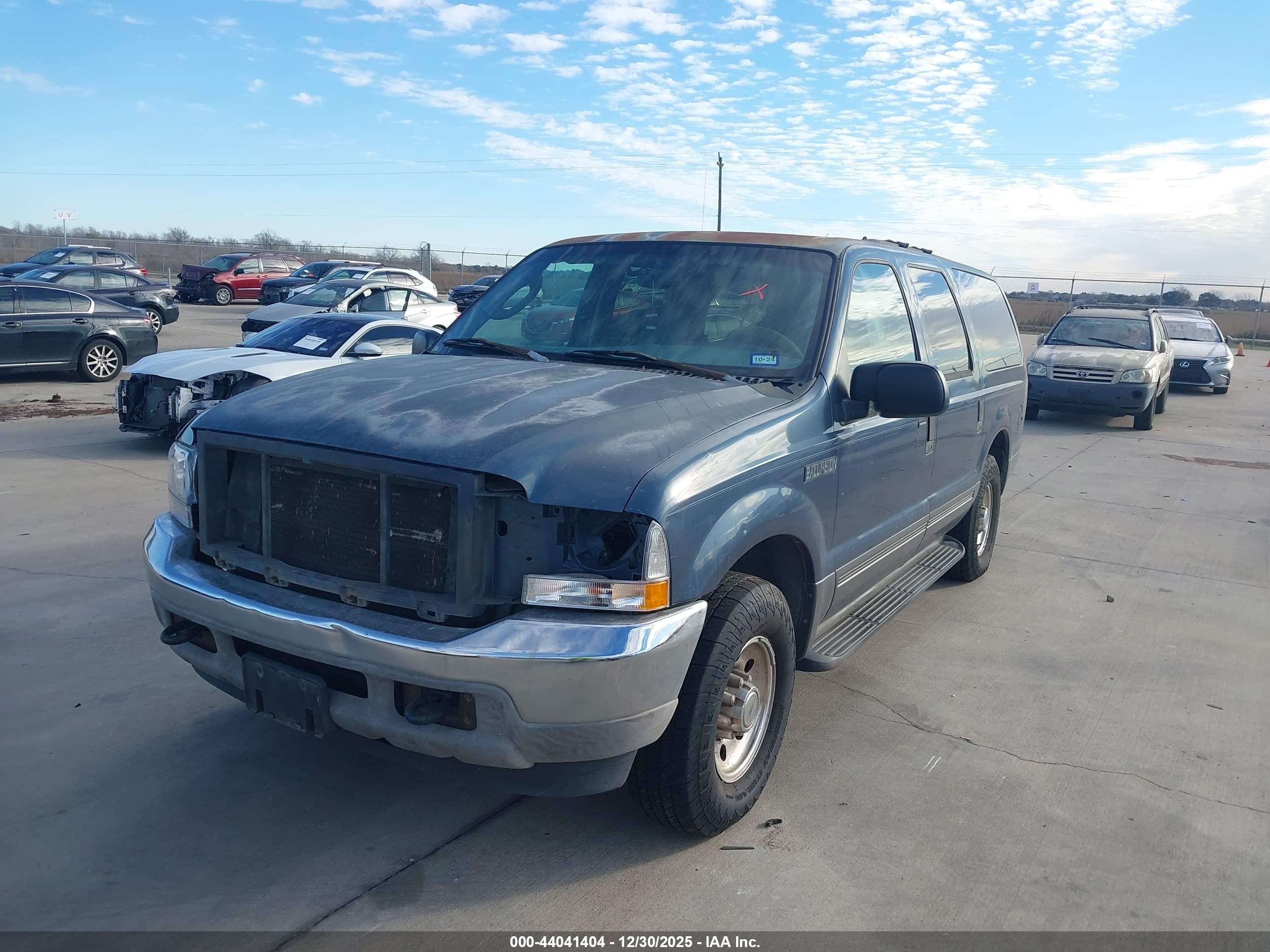 FORD EXCURSION image 6