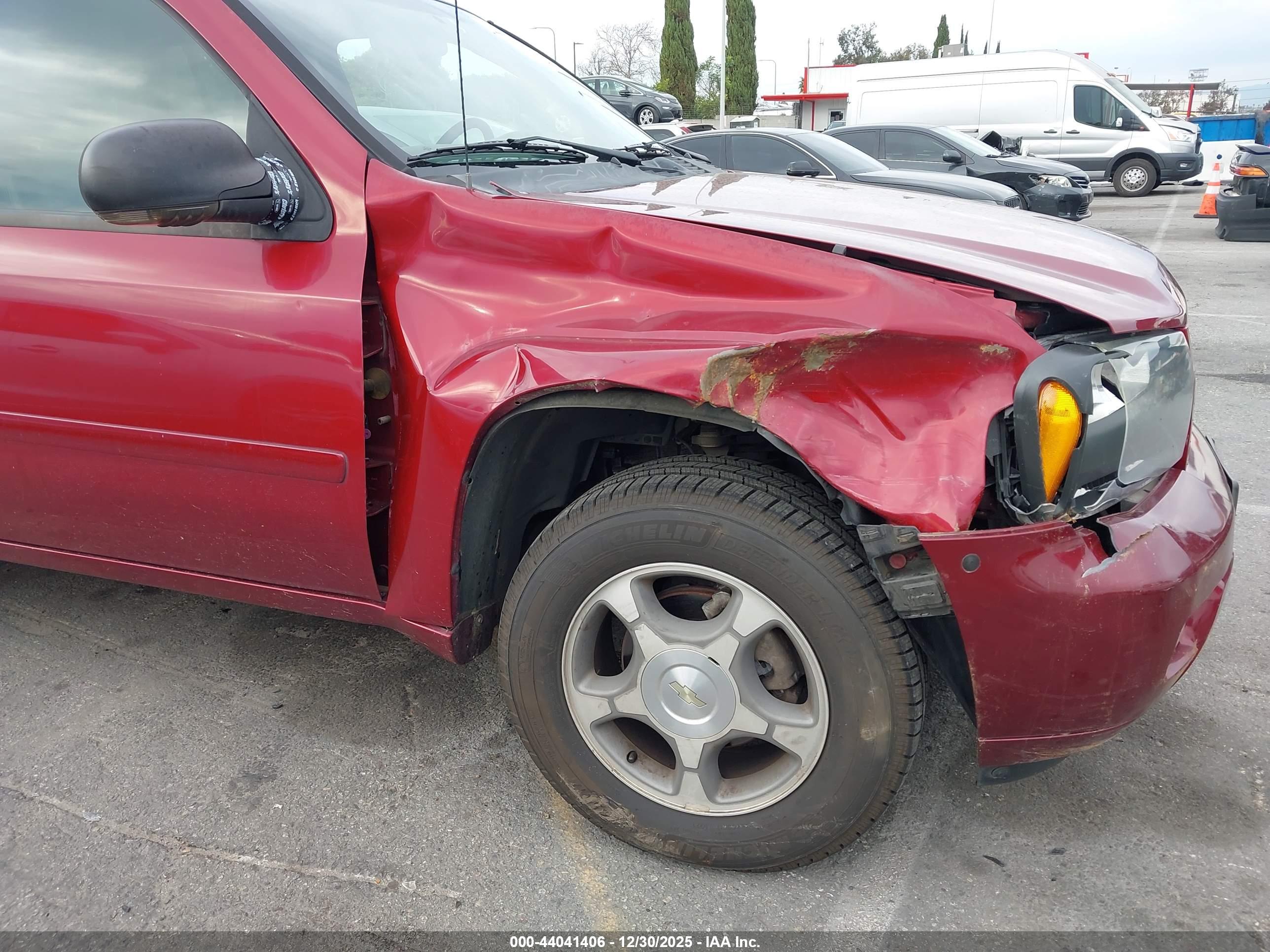 CHEVROLET TRAILBLAZER image 6