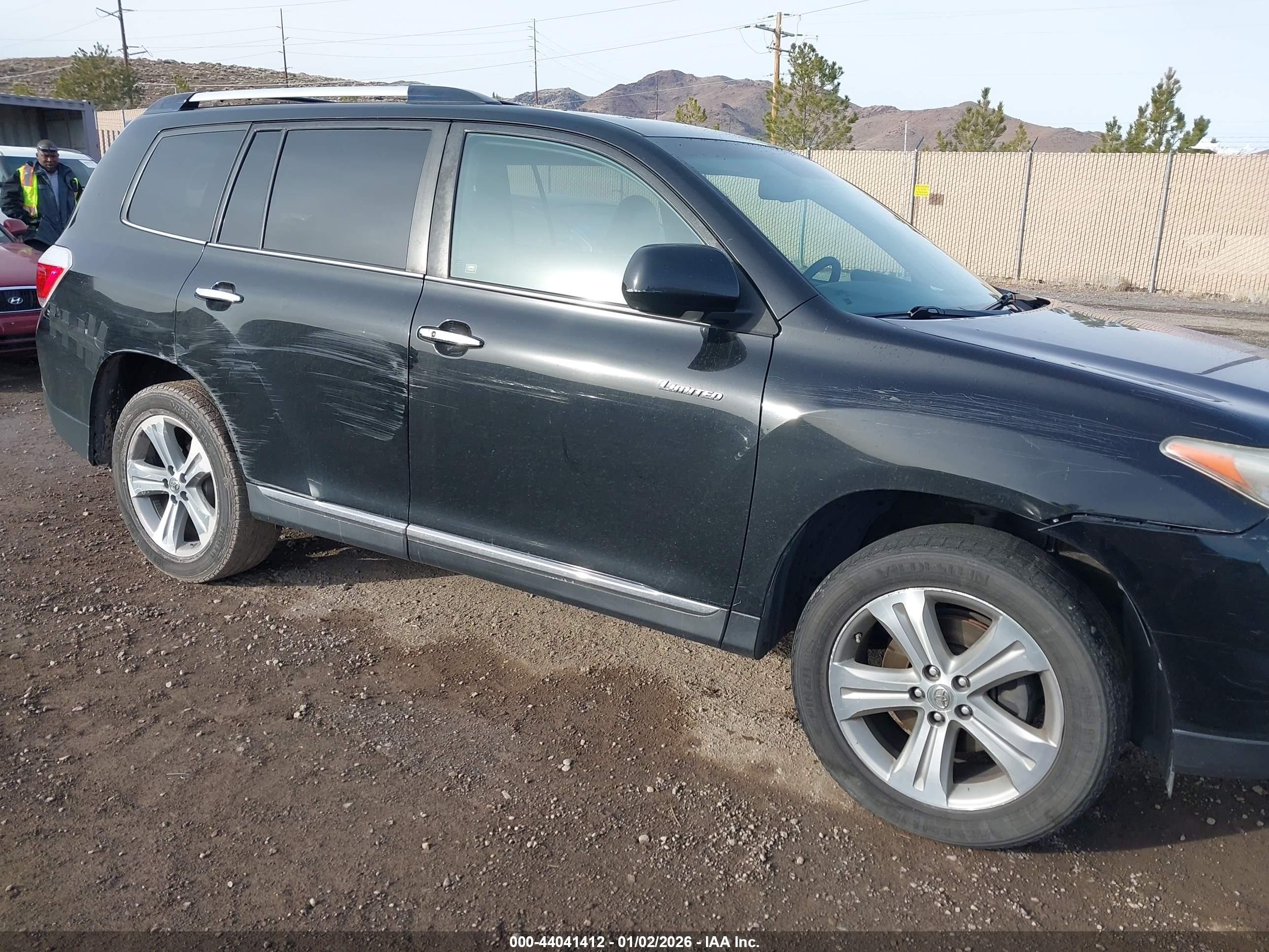 TOYOTA HIGHLANDER image 6