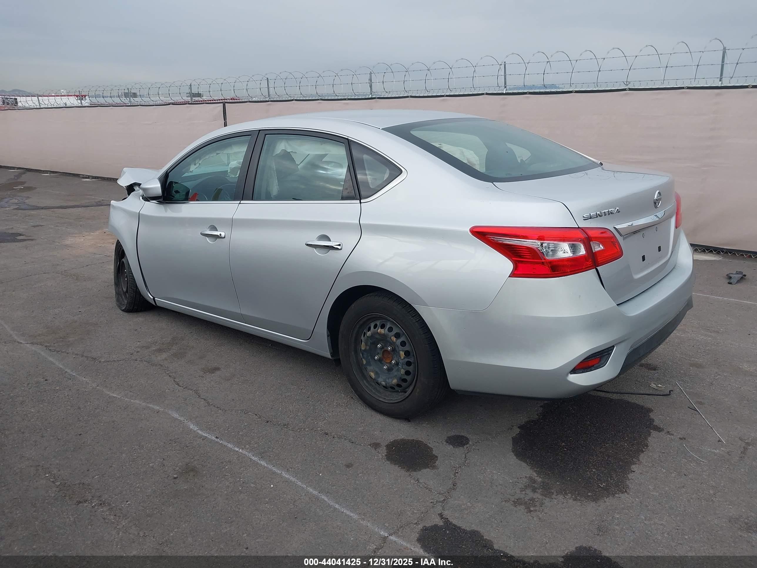NISSAN SENTRA image 3