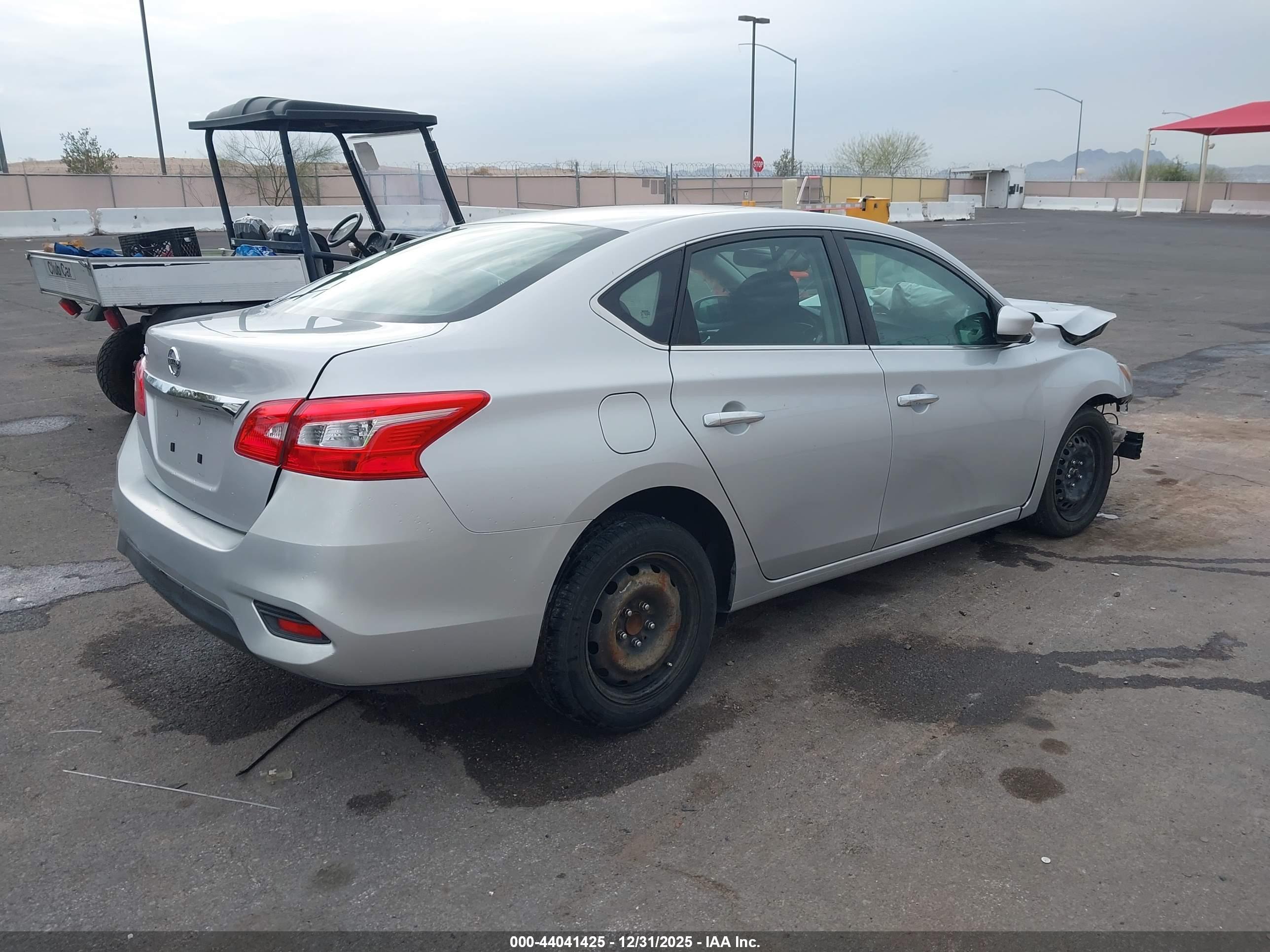 NISSAN SENTRA image 4