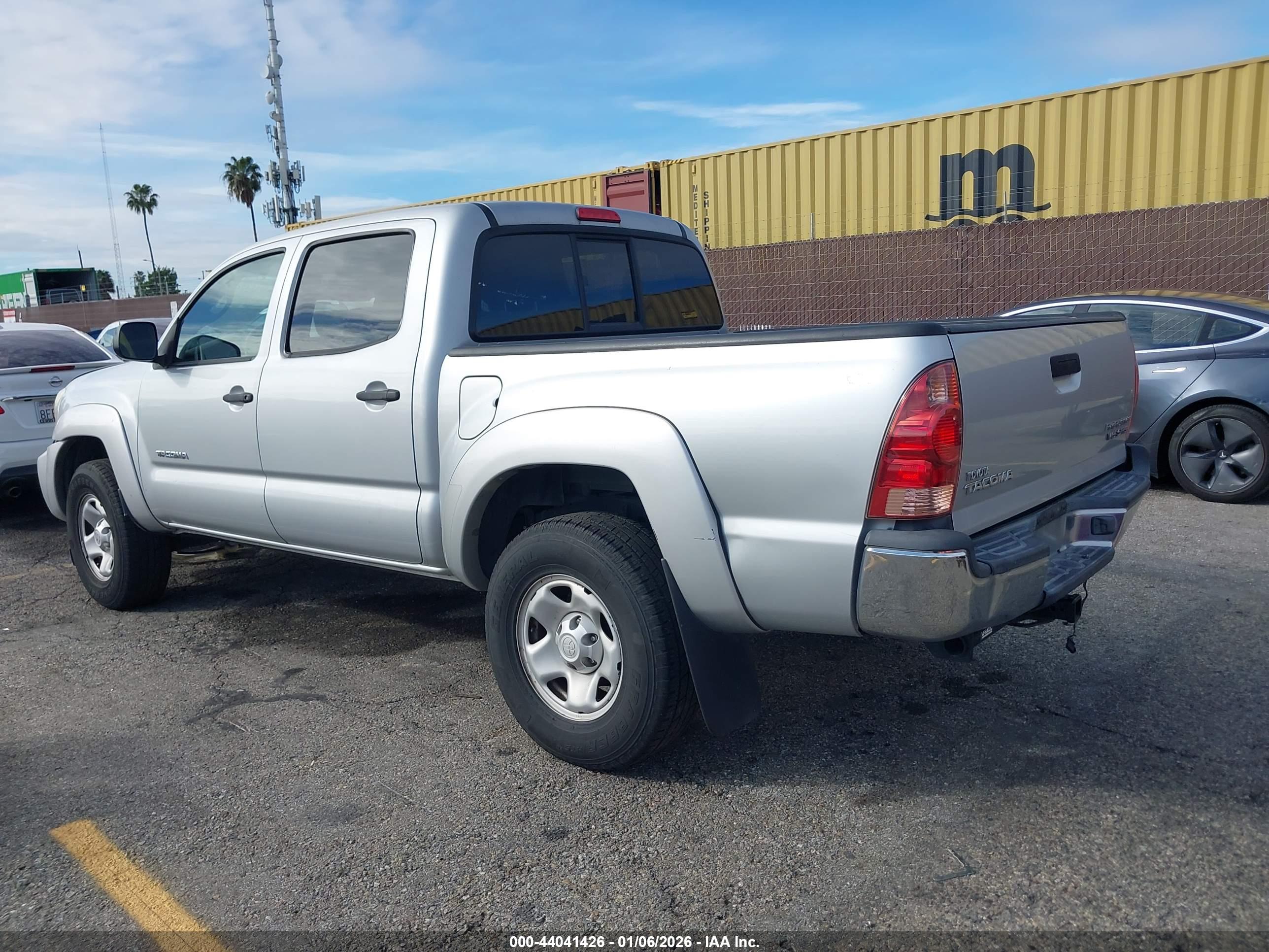TOYOTA TACOMA image 3