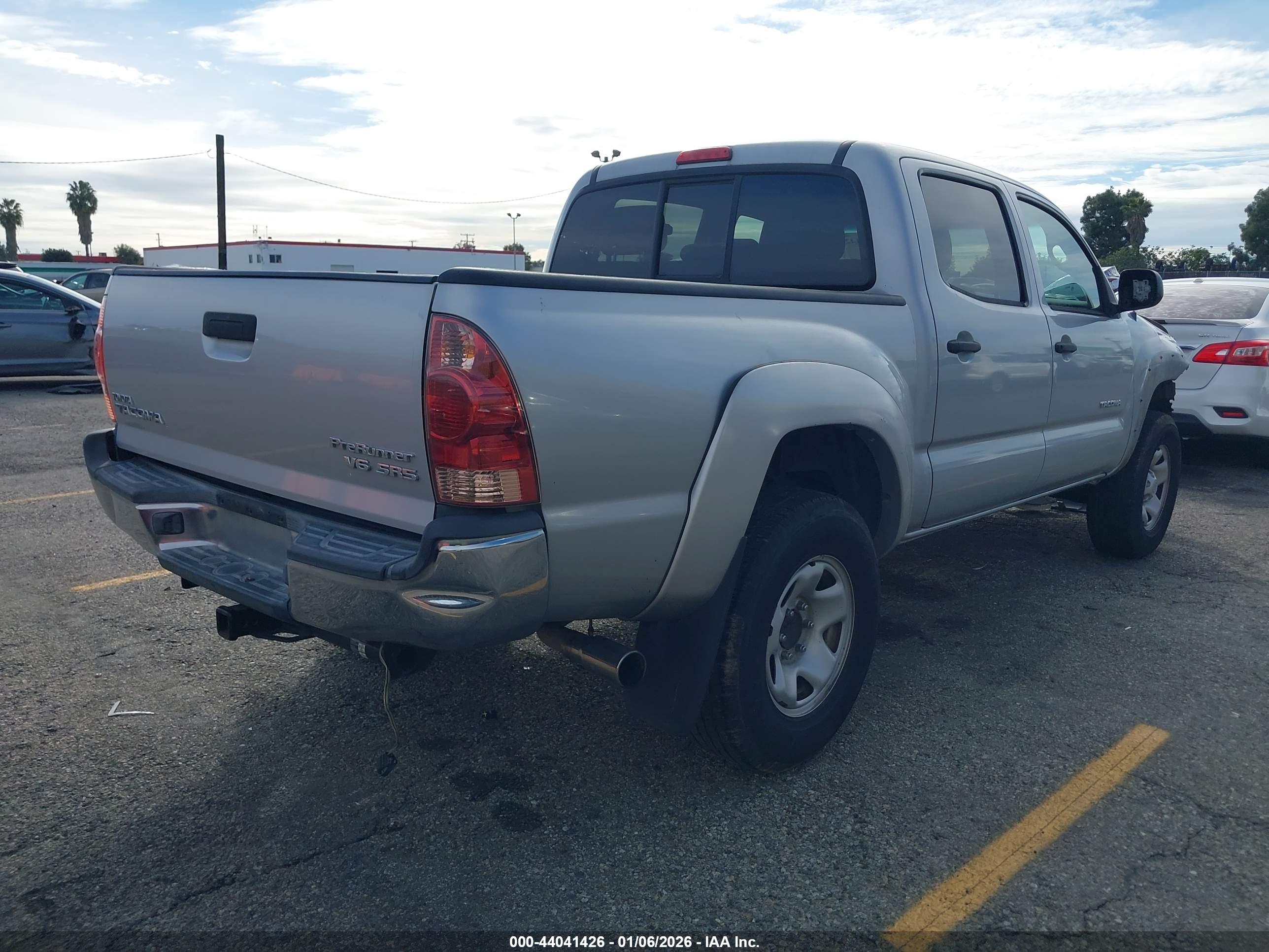 TOYOTA TACOMA image 4