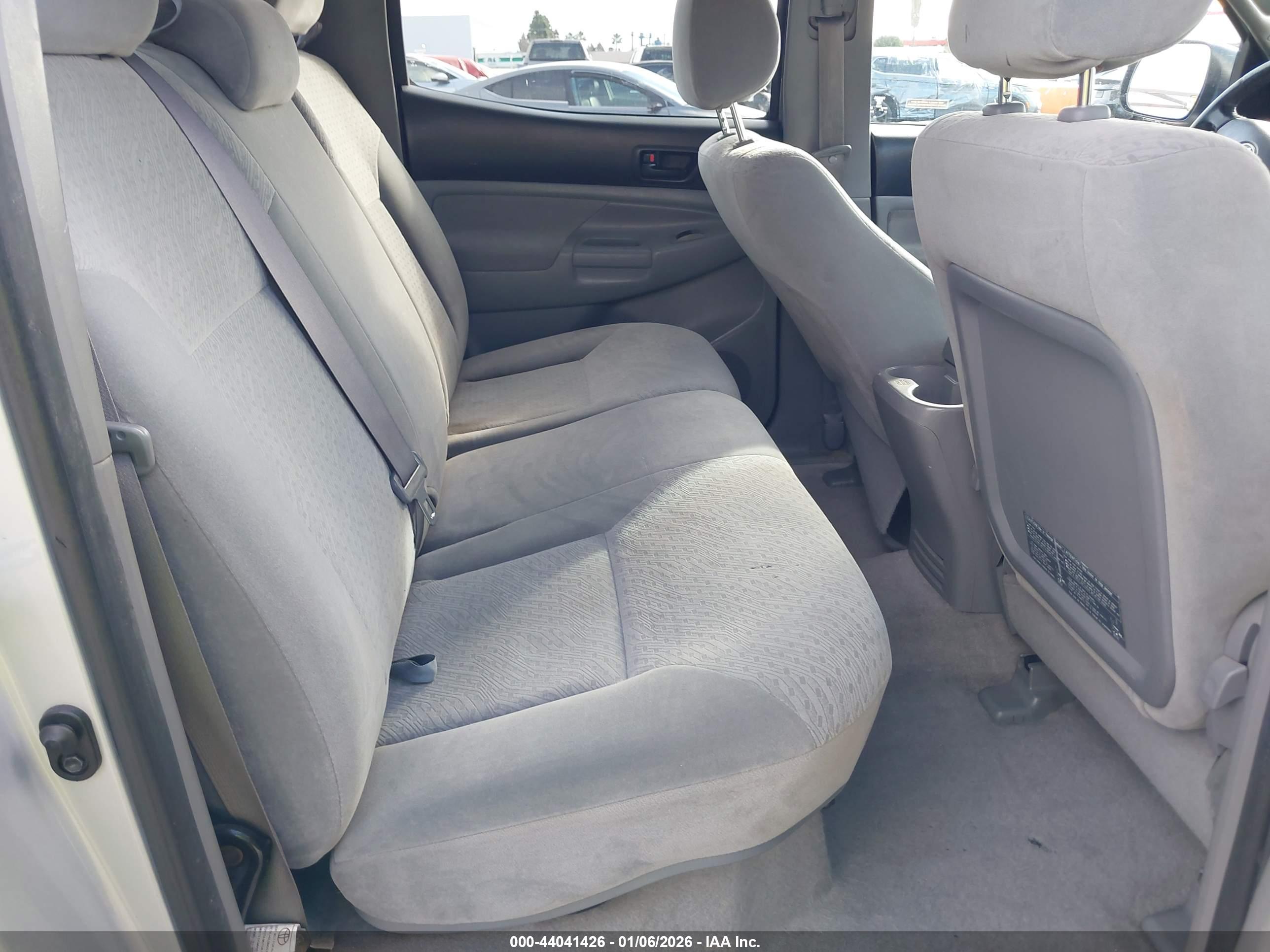 TOYOTA TACOMA image 8