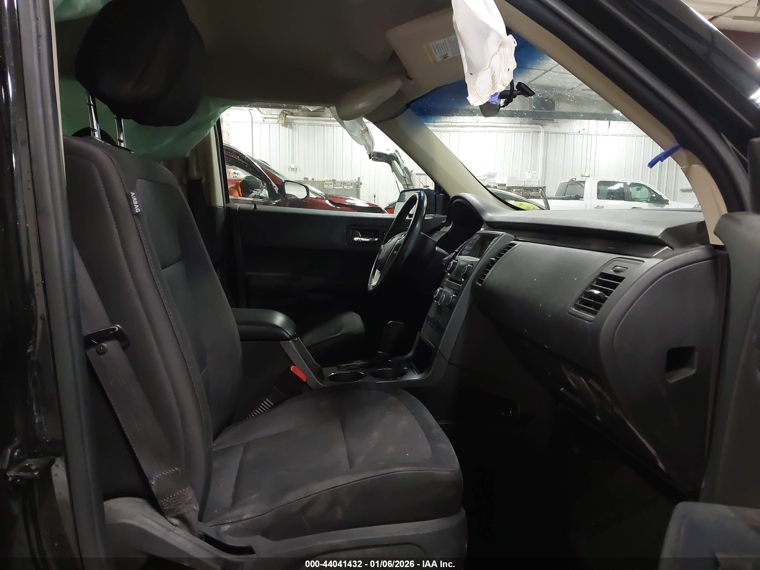 FORD FLEX image 5