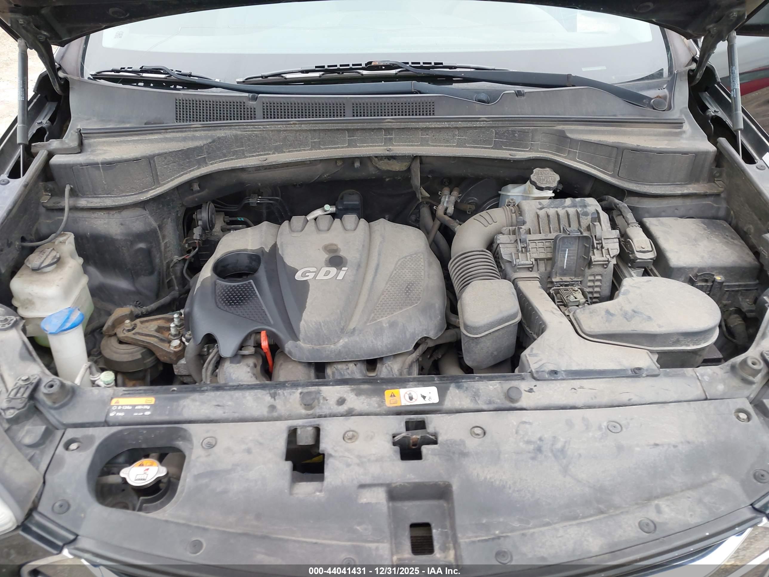 HYUNDAI SANTA image 10