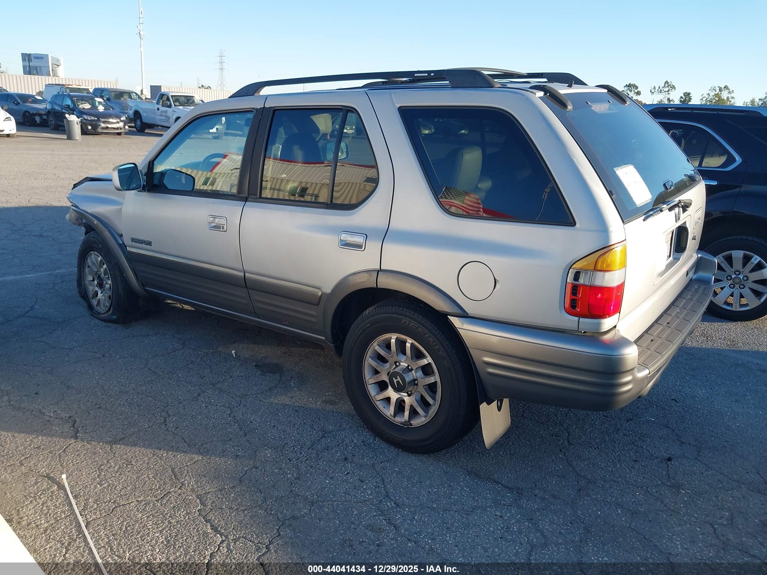 HONDA PASSPORT image 3