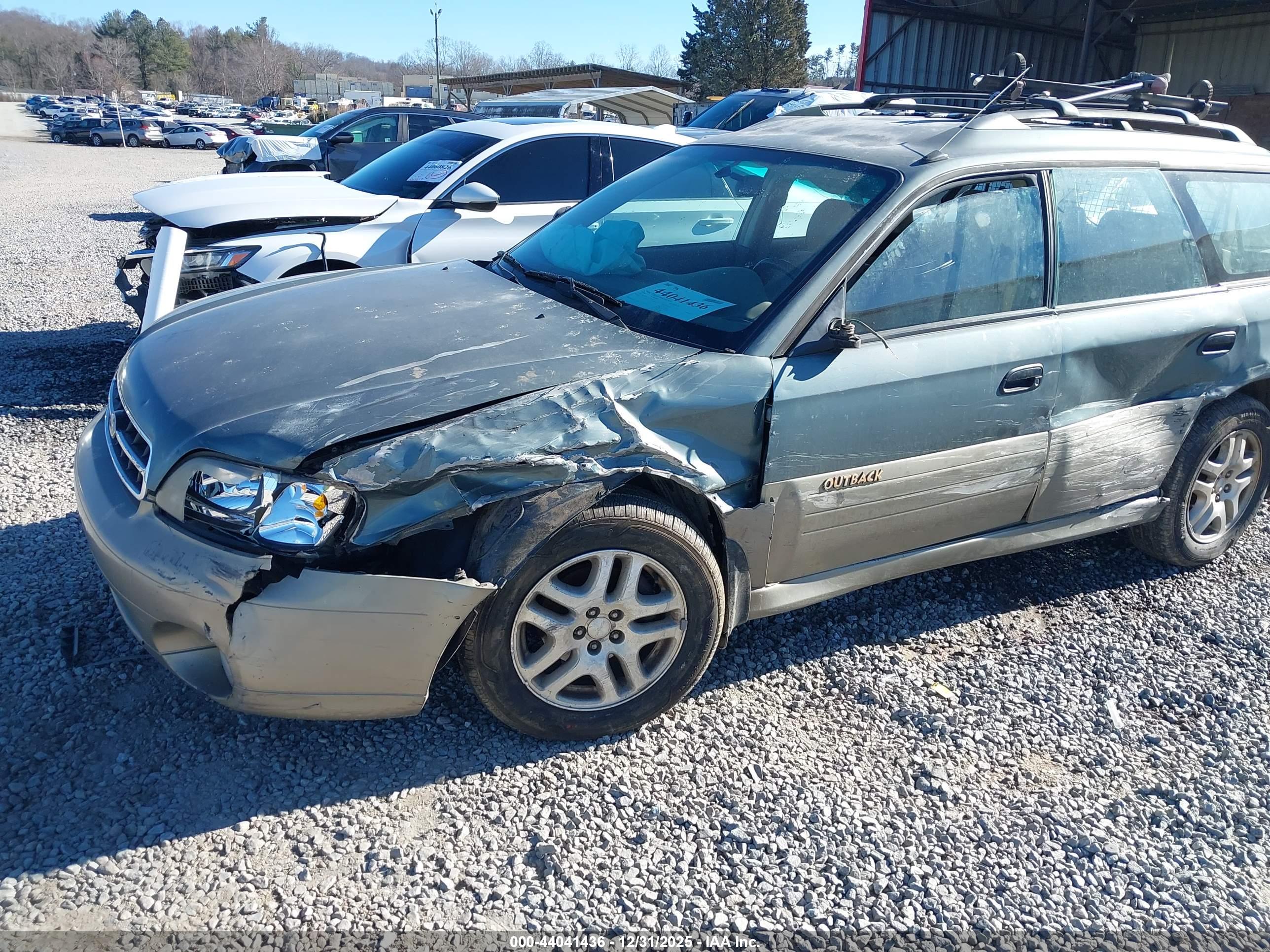 SUBARU OUTBACK image 6