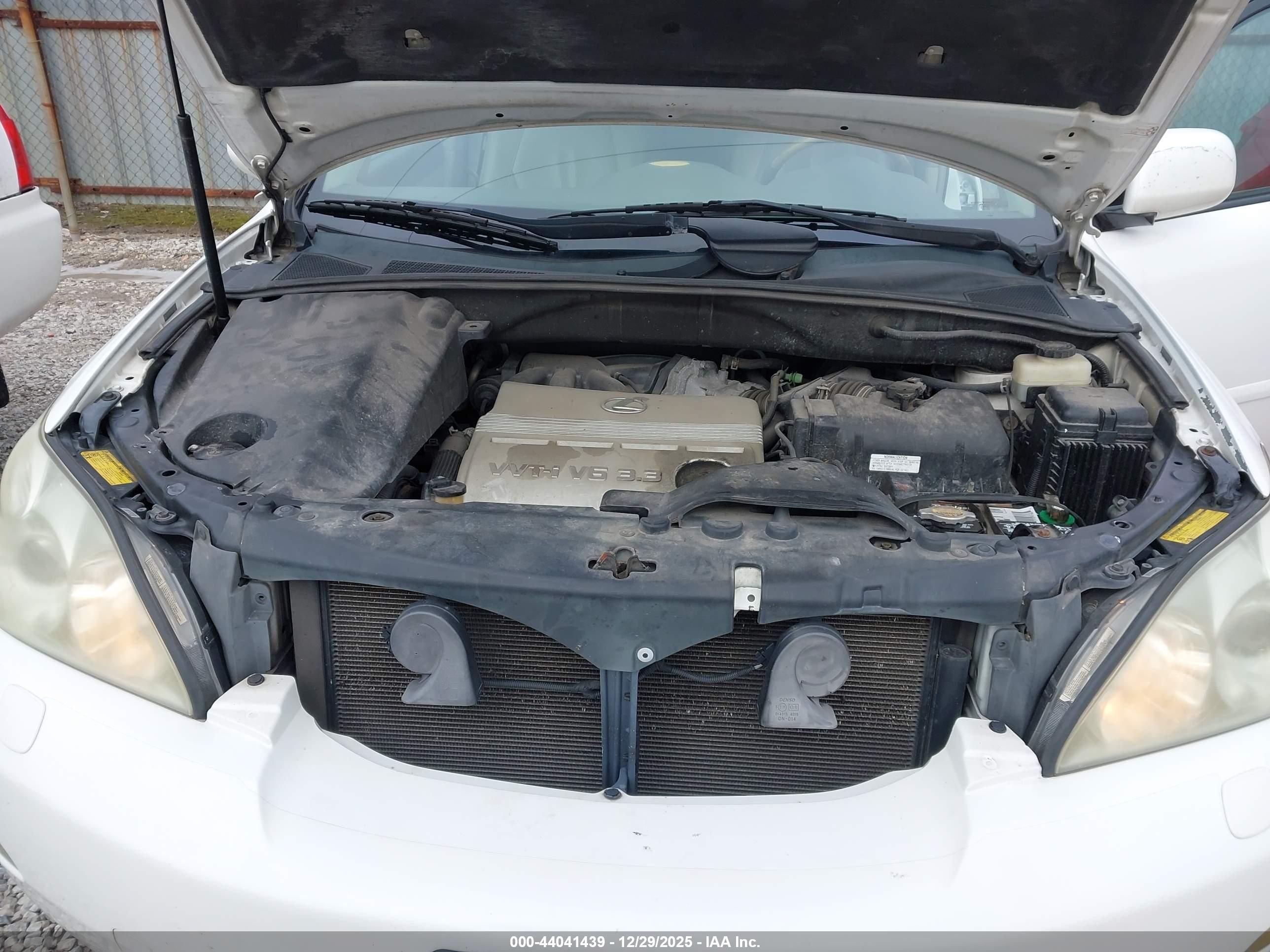 LEXUS RX image 10