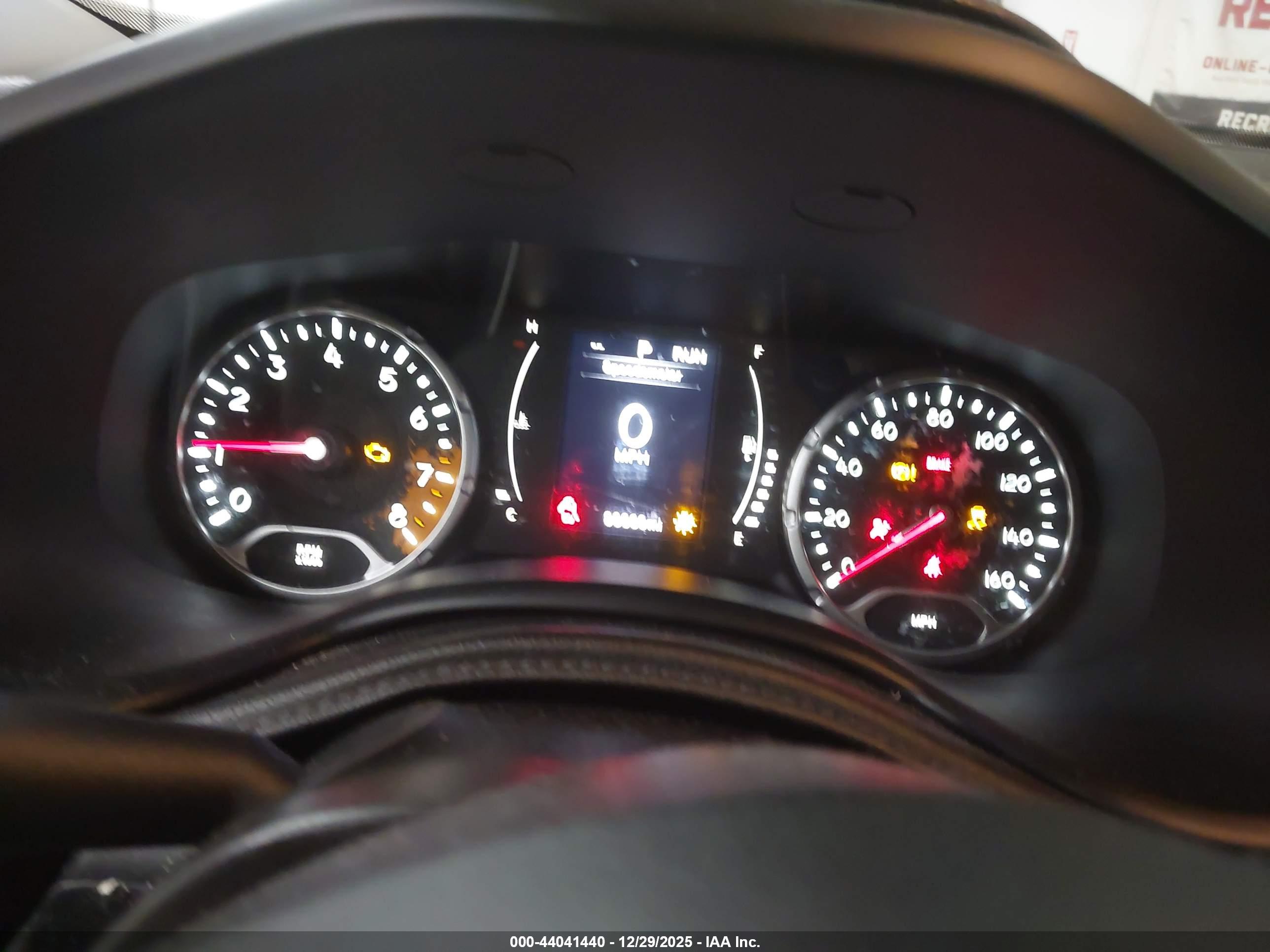 JEEP RENEGADE image 7