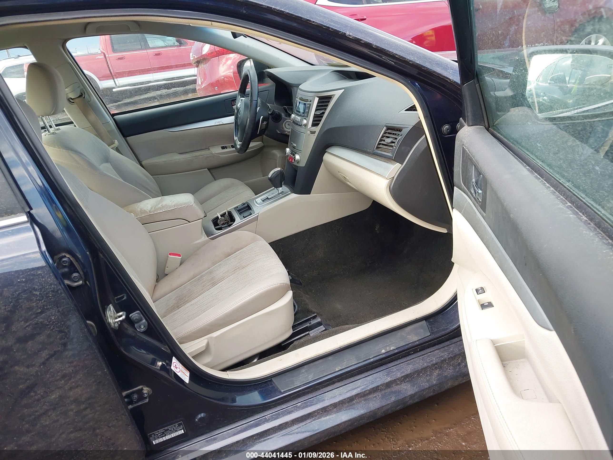 SUBARU LEGACY image 5