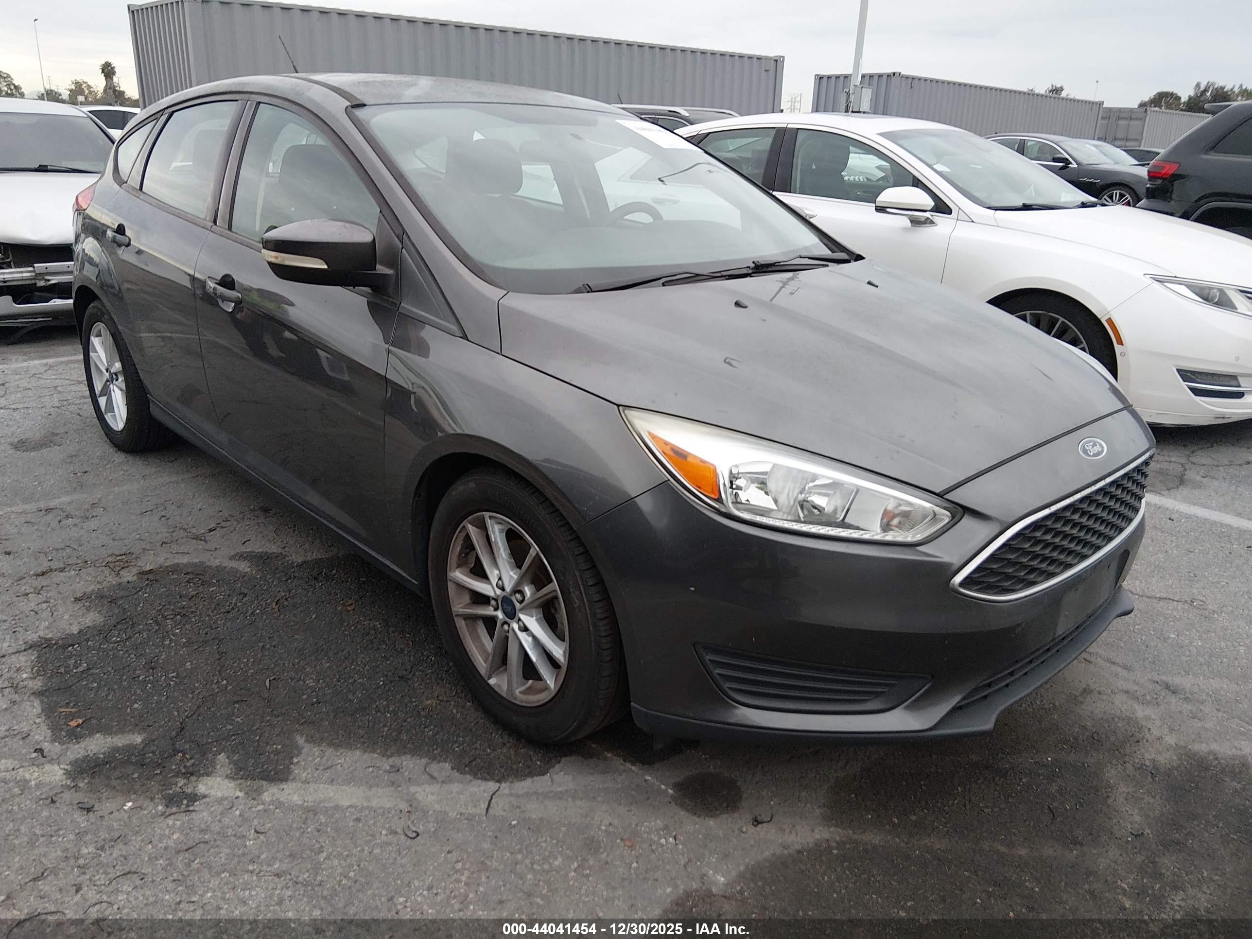 FORD FOCUS image 6