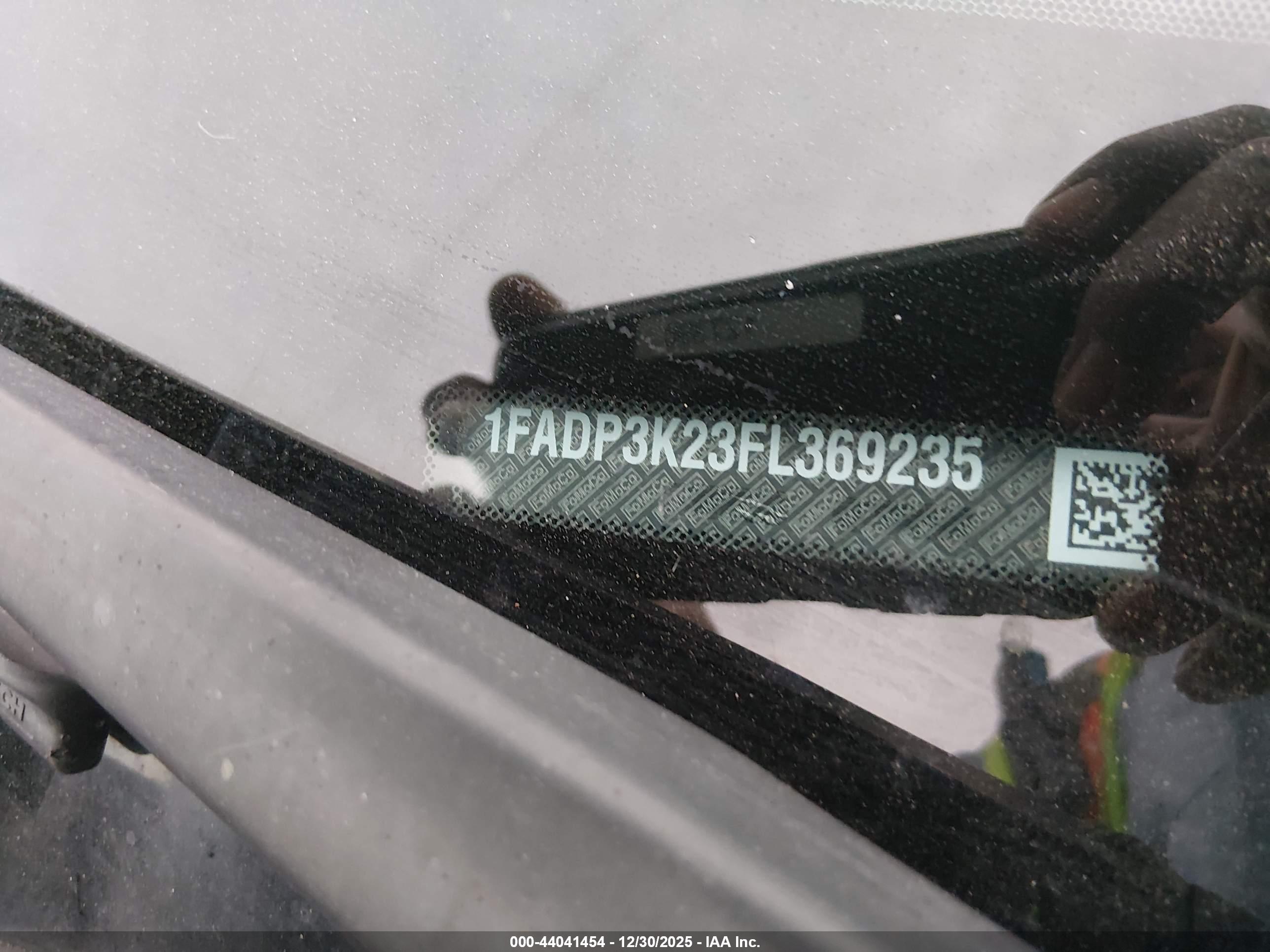 FORD FOCUS image 9