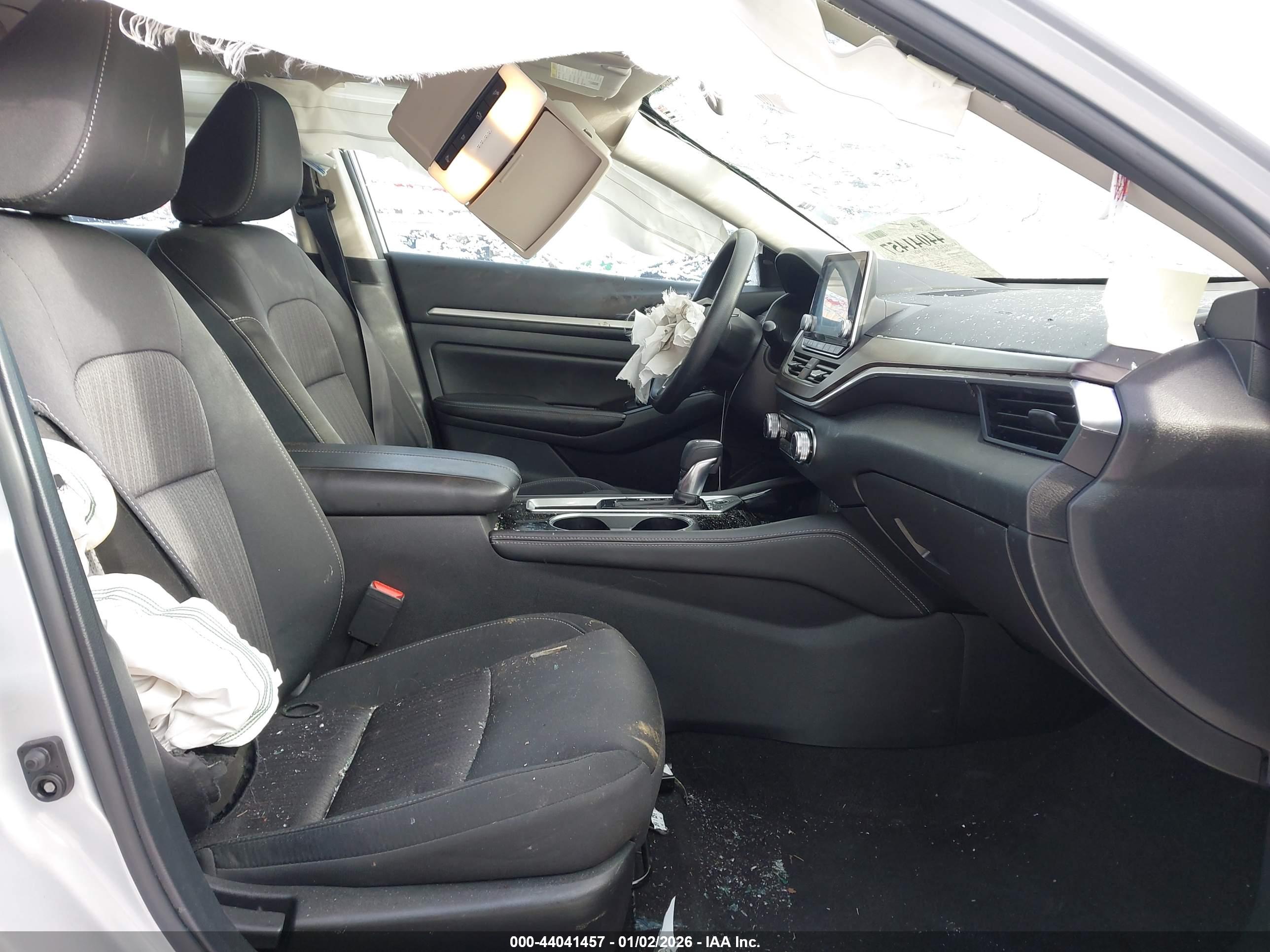 NISSAN ALTIMA image 5