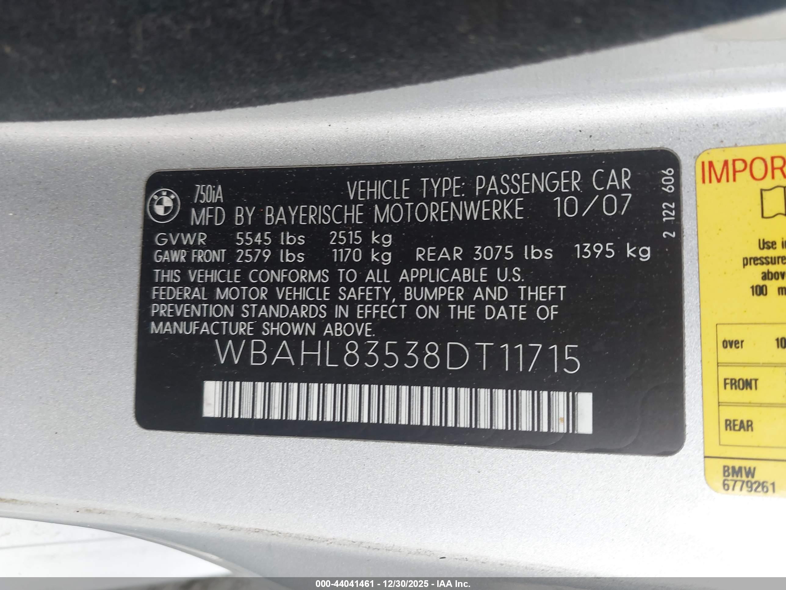 BMW 750I image 9