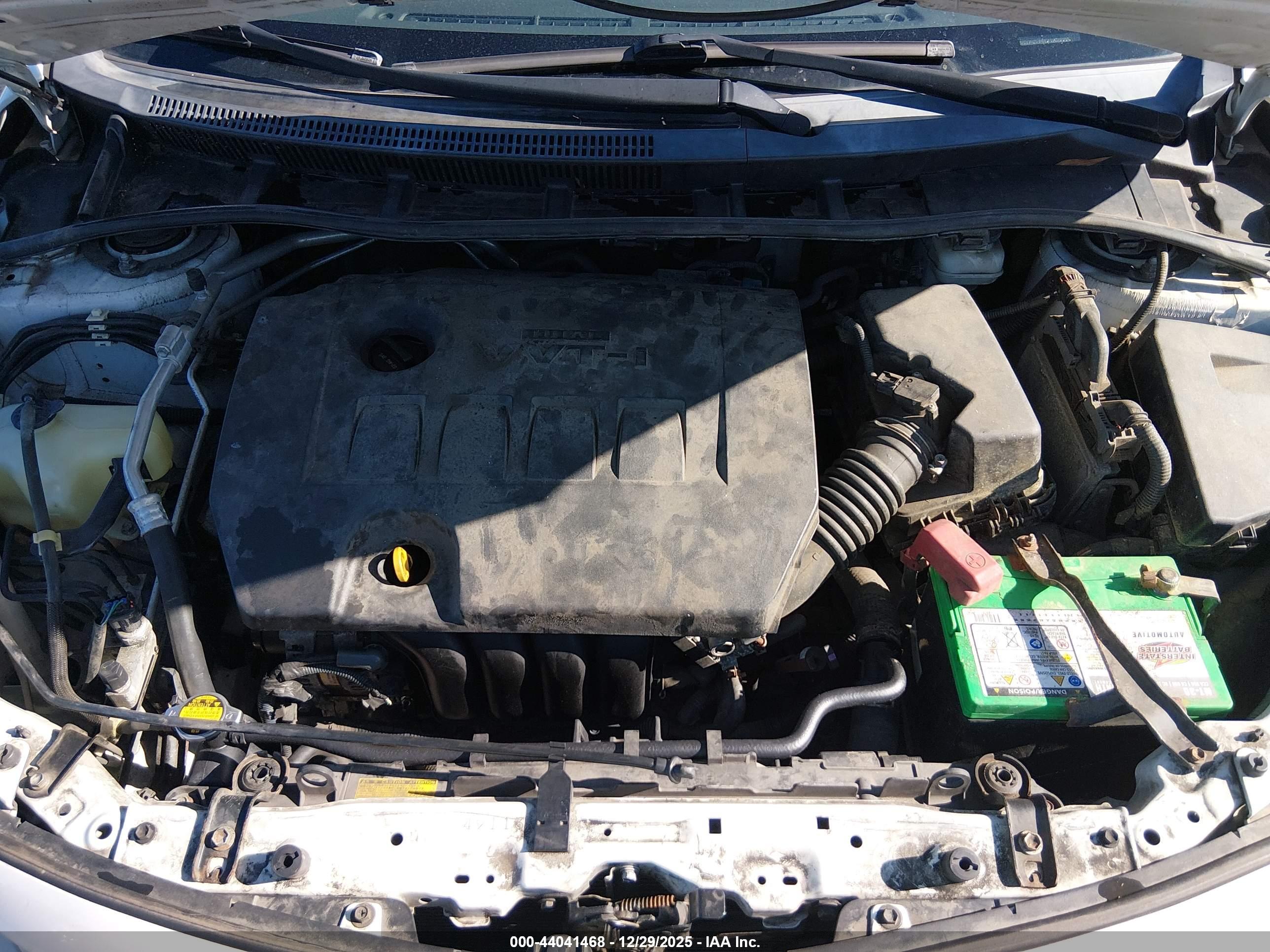 TOYOTA COROLLA image 10