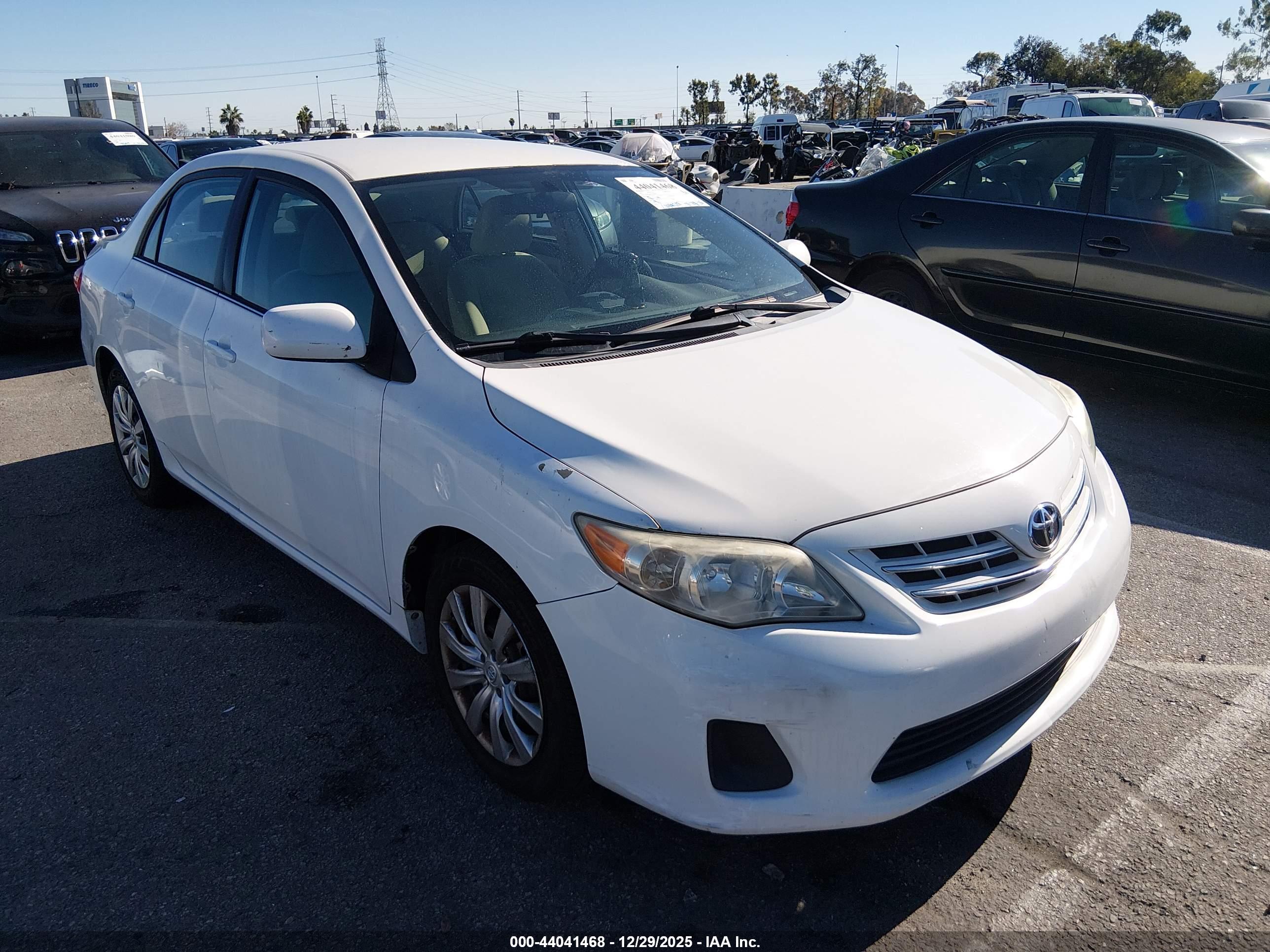 TOYOTA COROLLA image 6