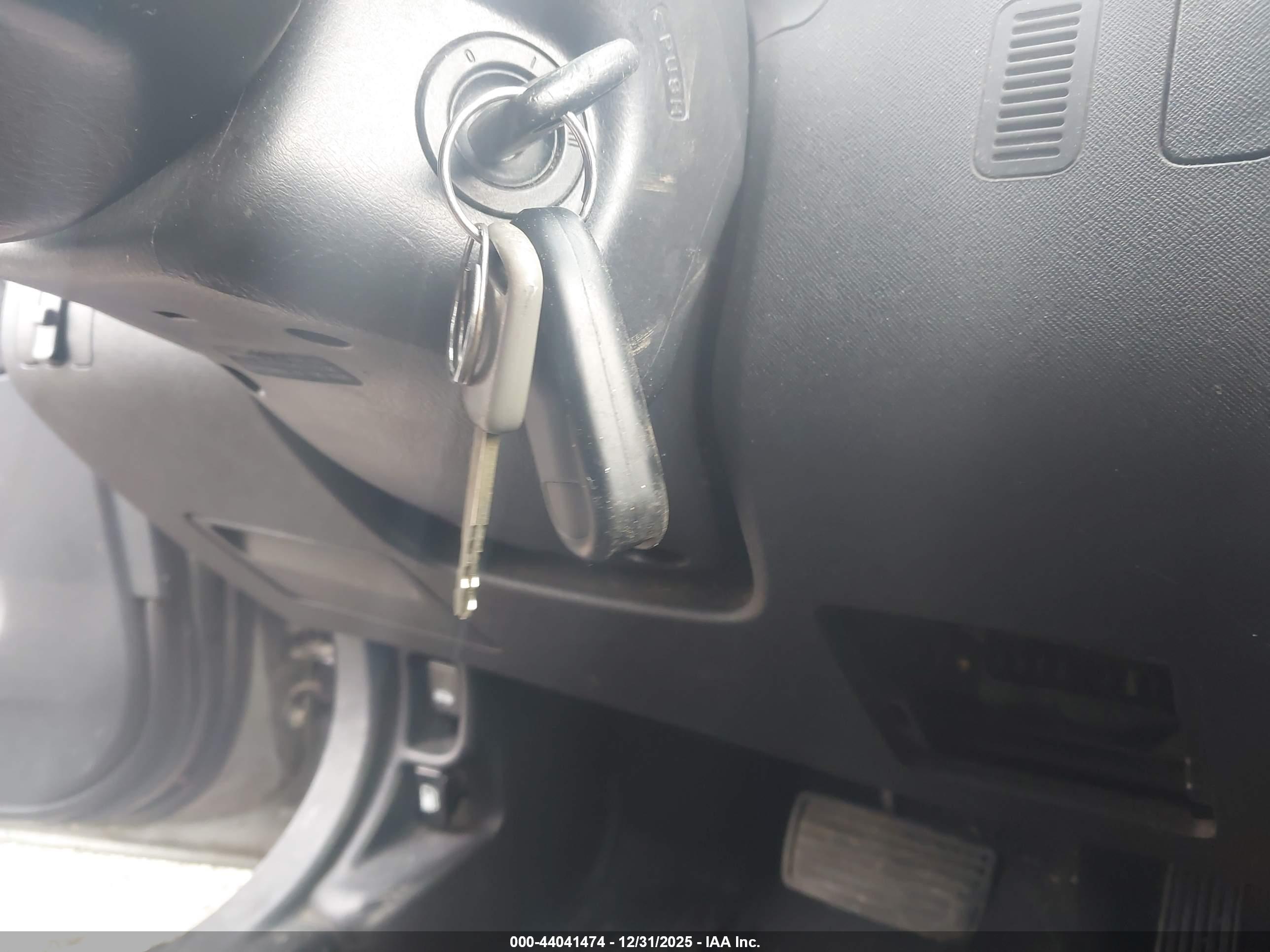 HONDA CR-V image 11