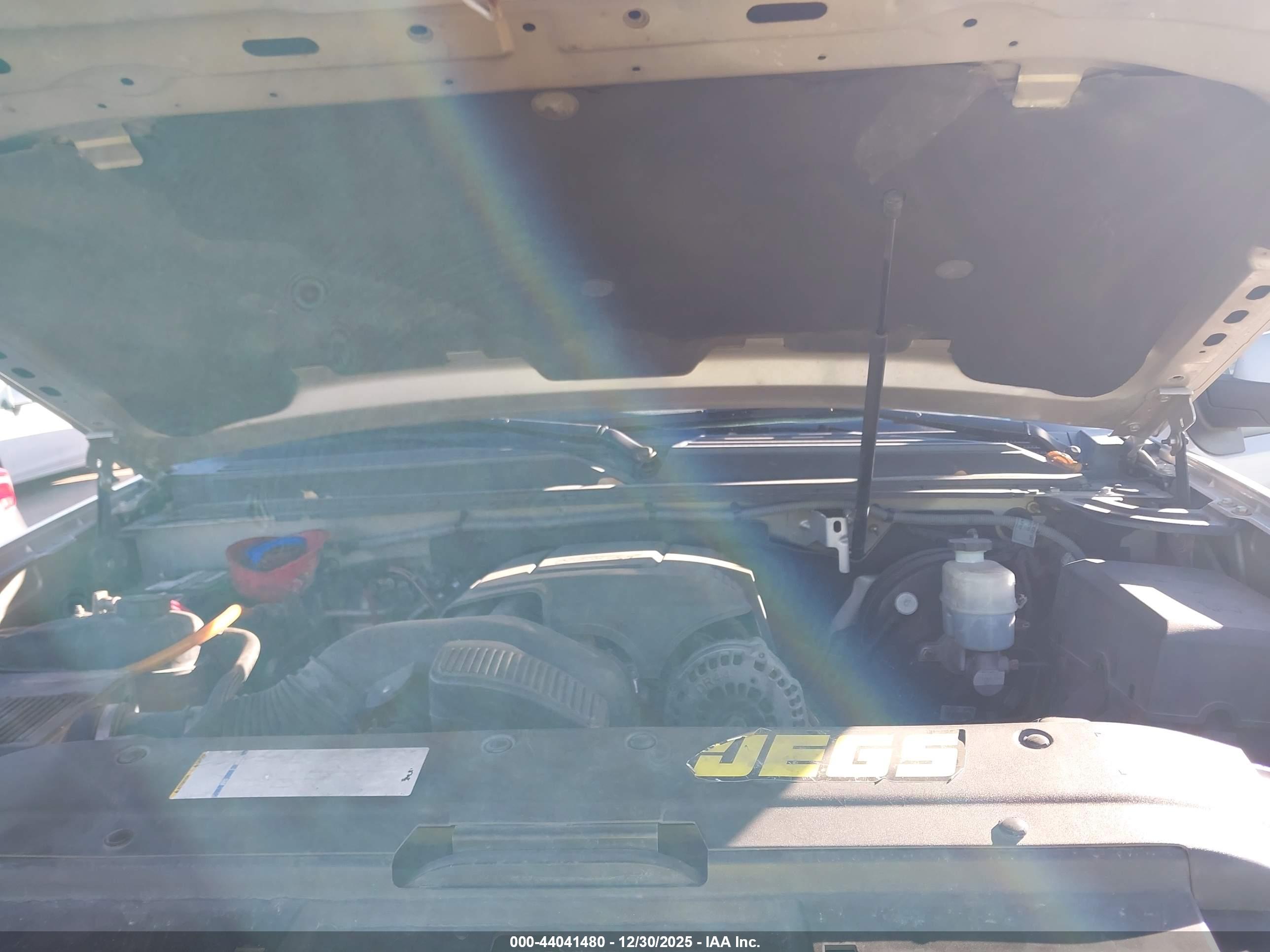 GMC YUKON image 10