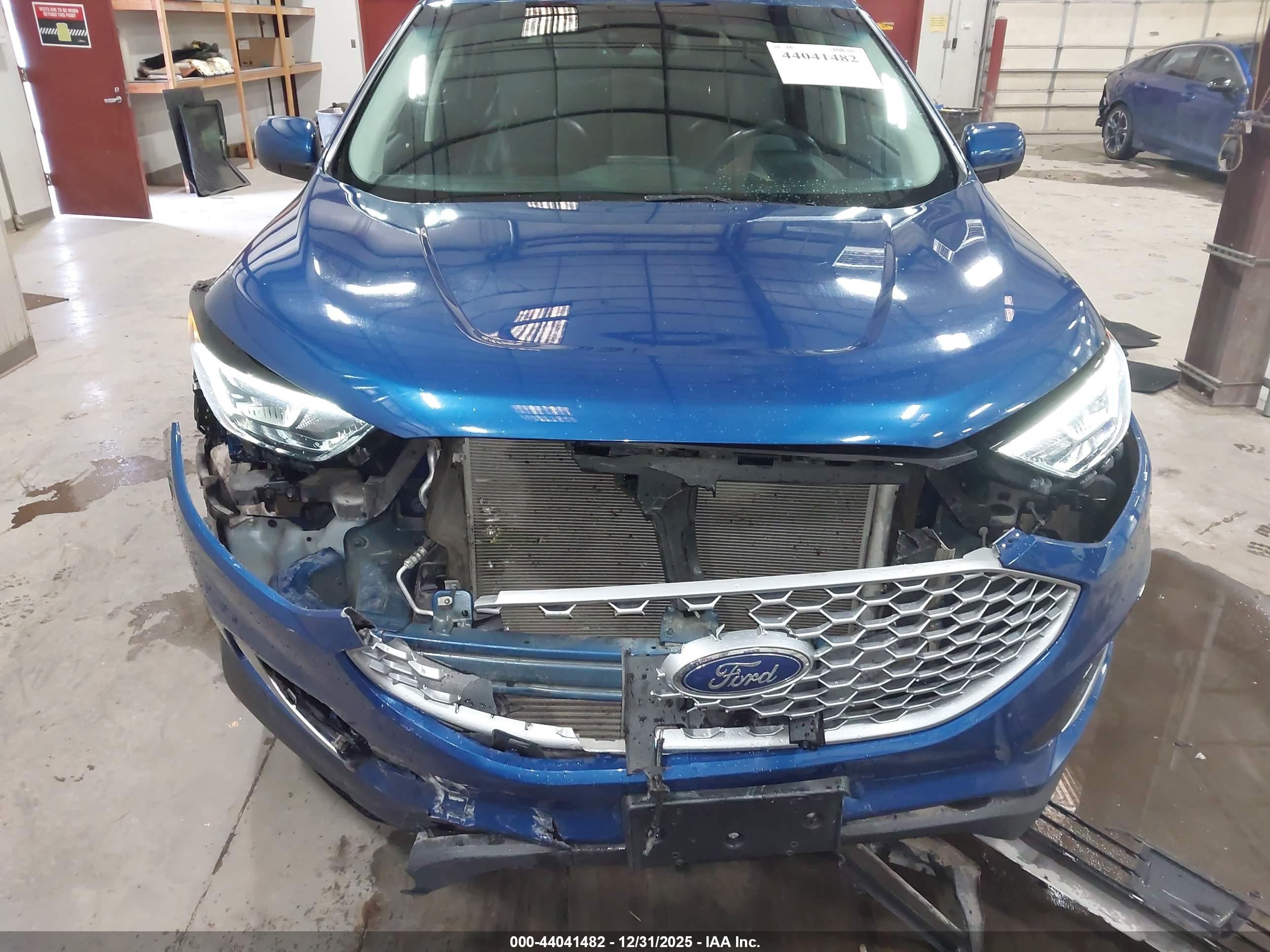 FORD EDGE image 6