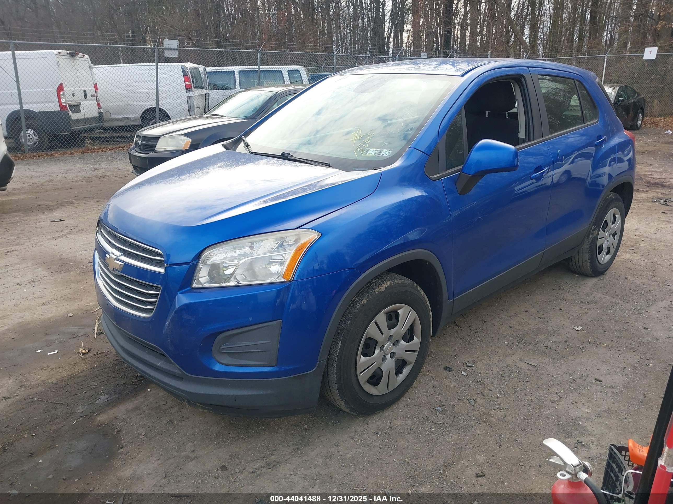 CHEVROLET TRAX image 2
