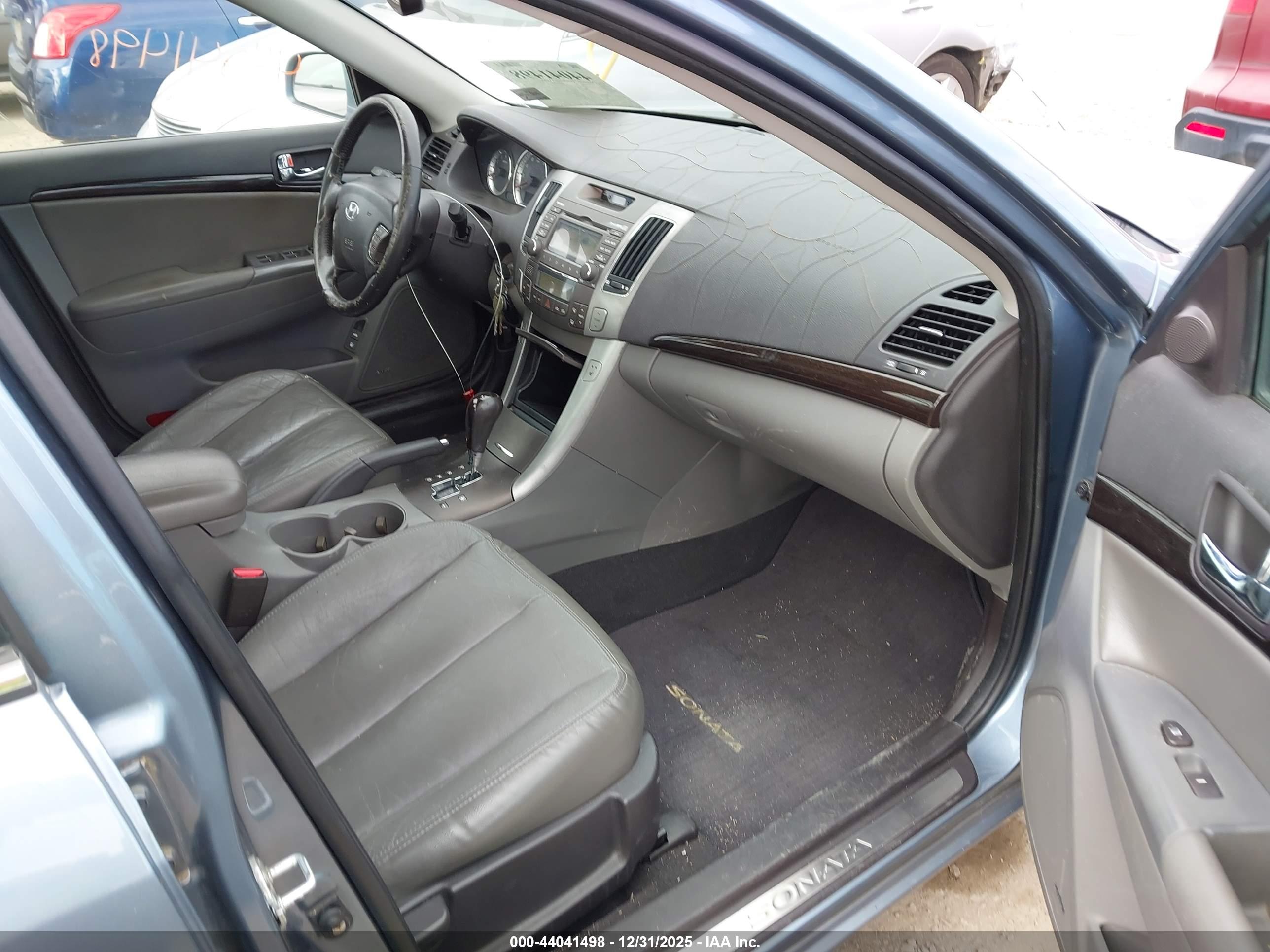 HYUNDAI SONATA image 5