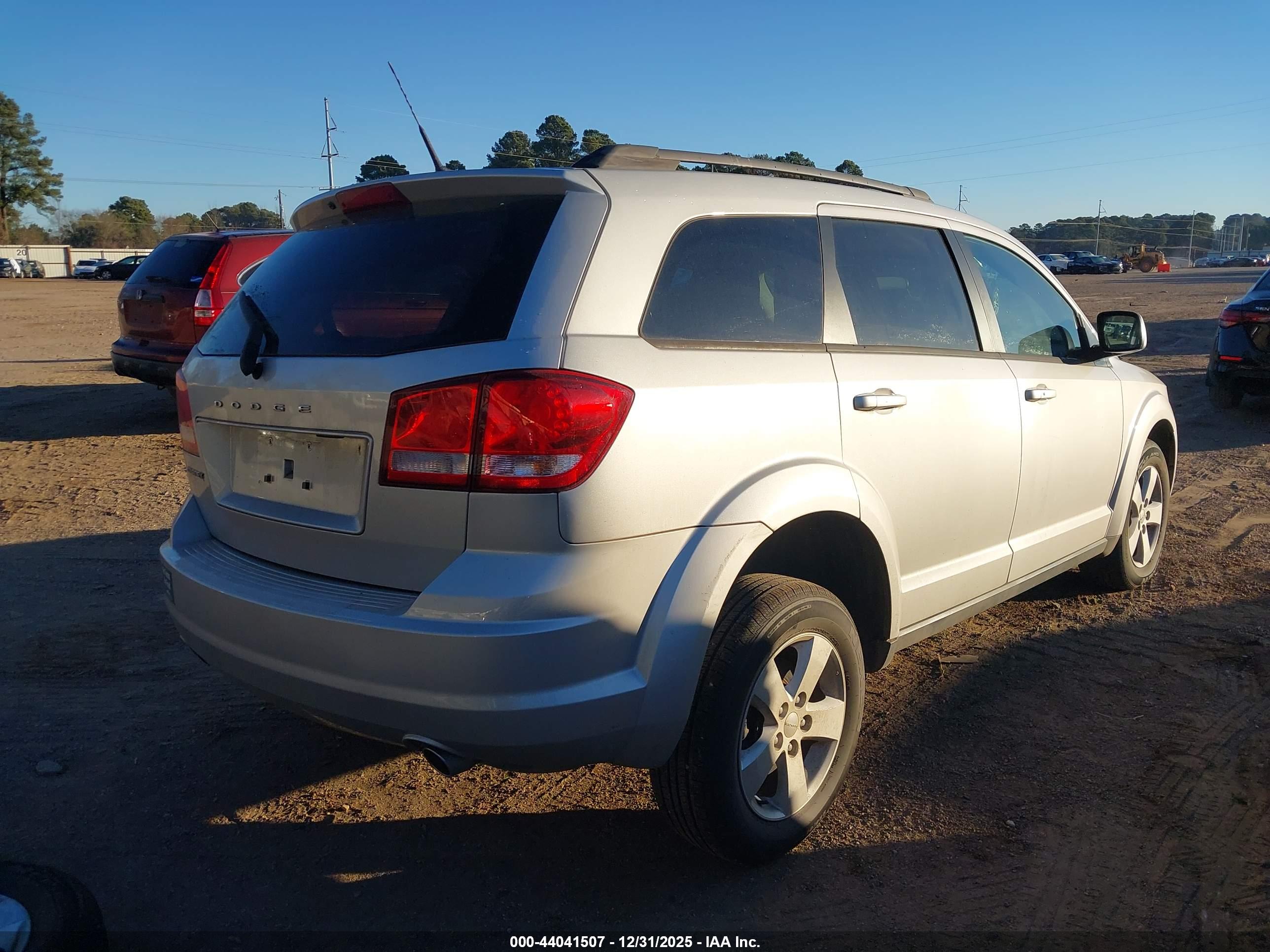 DODGE JOURNEY image 4