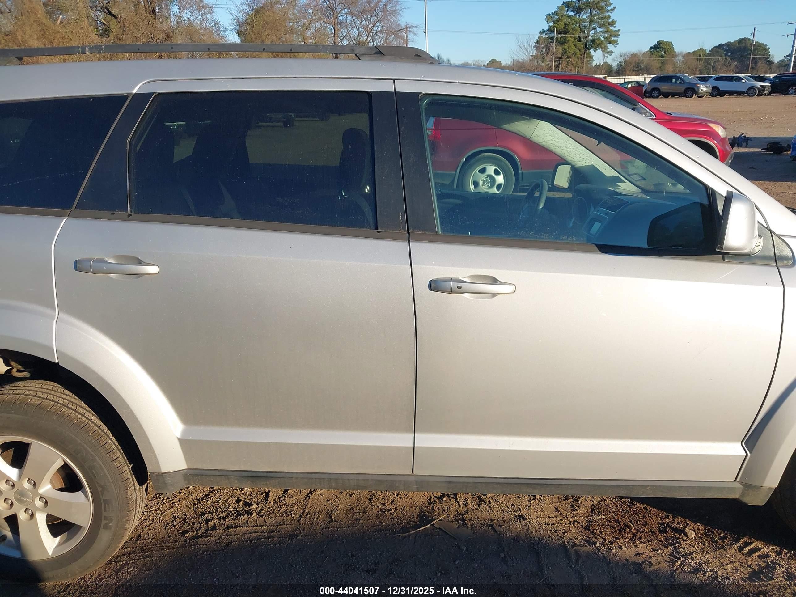 DODGE JOURNEY image 5