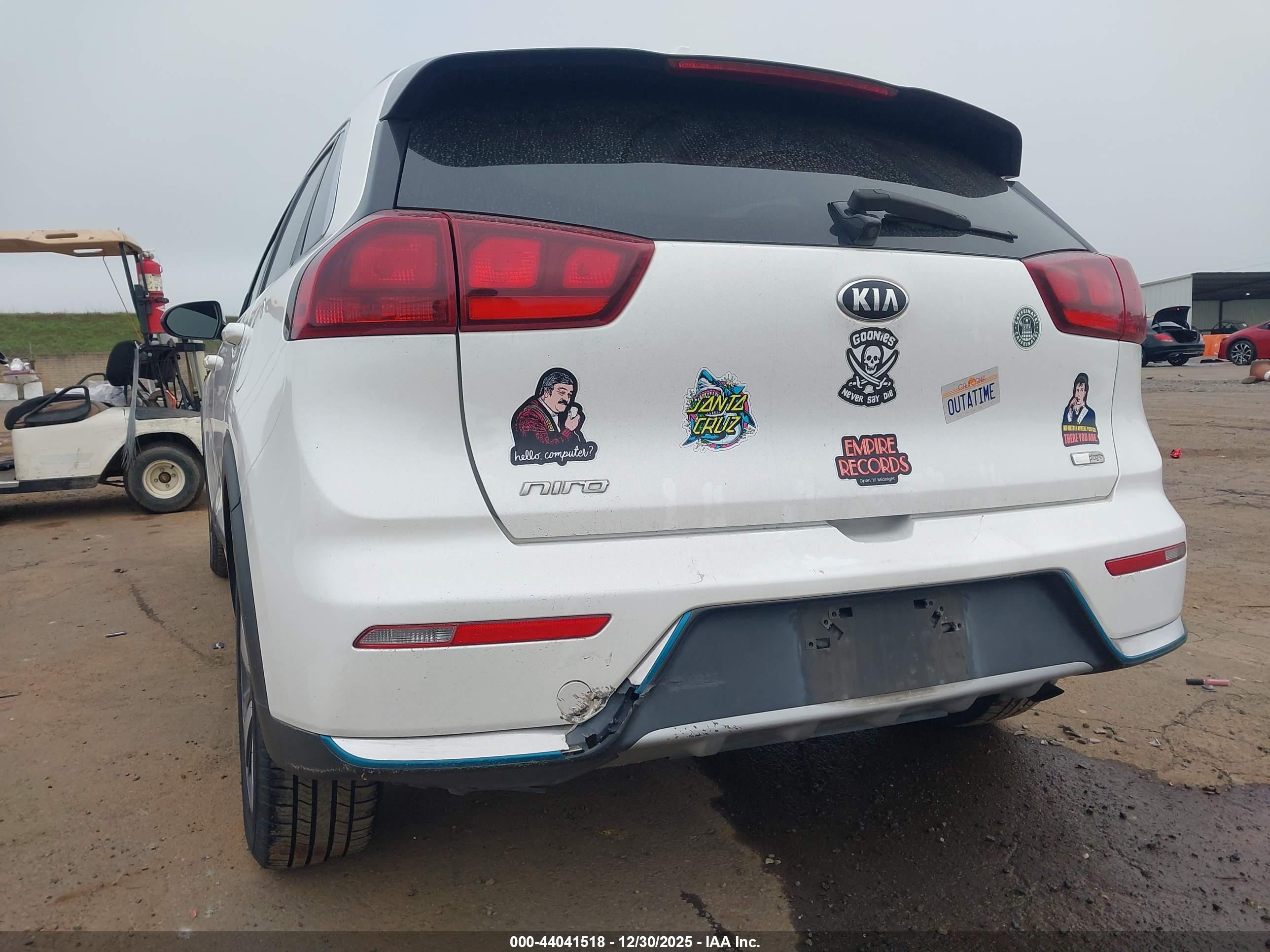KIA NIRO image 6