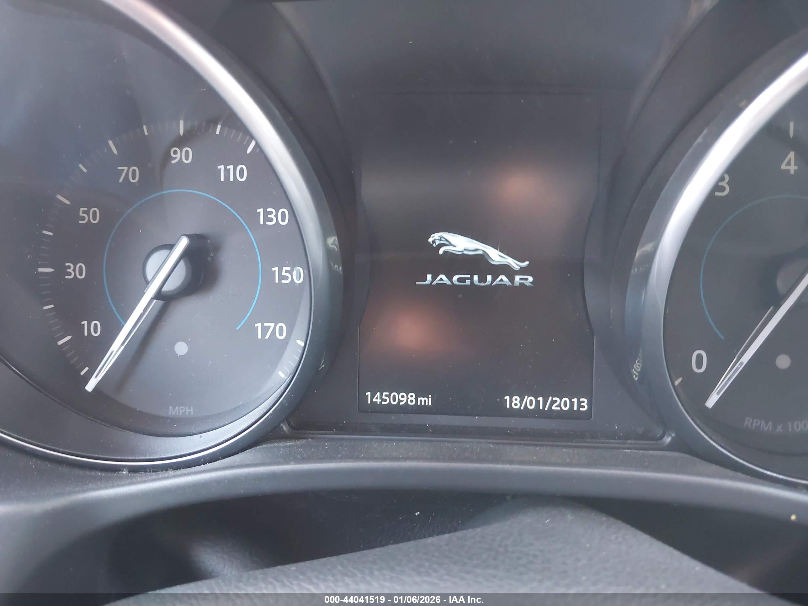 JAGUAR XE image 7