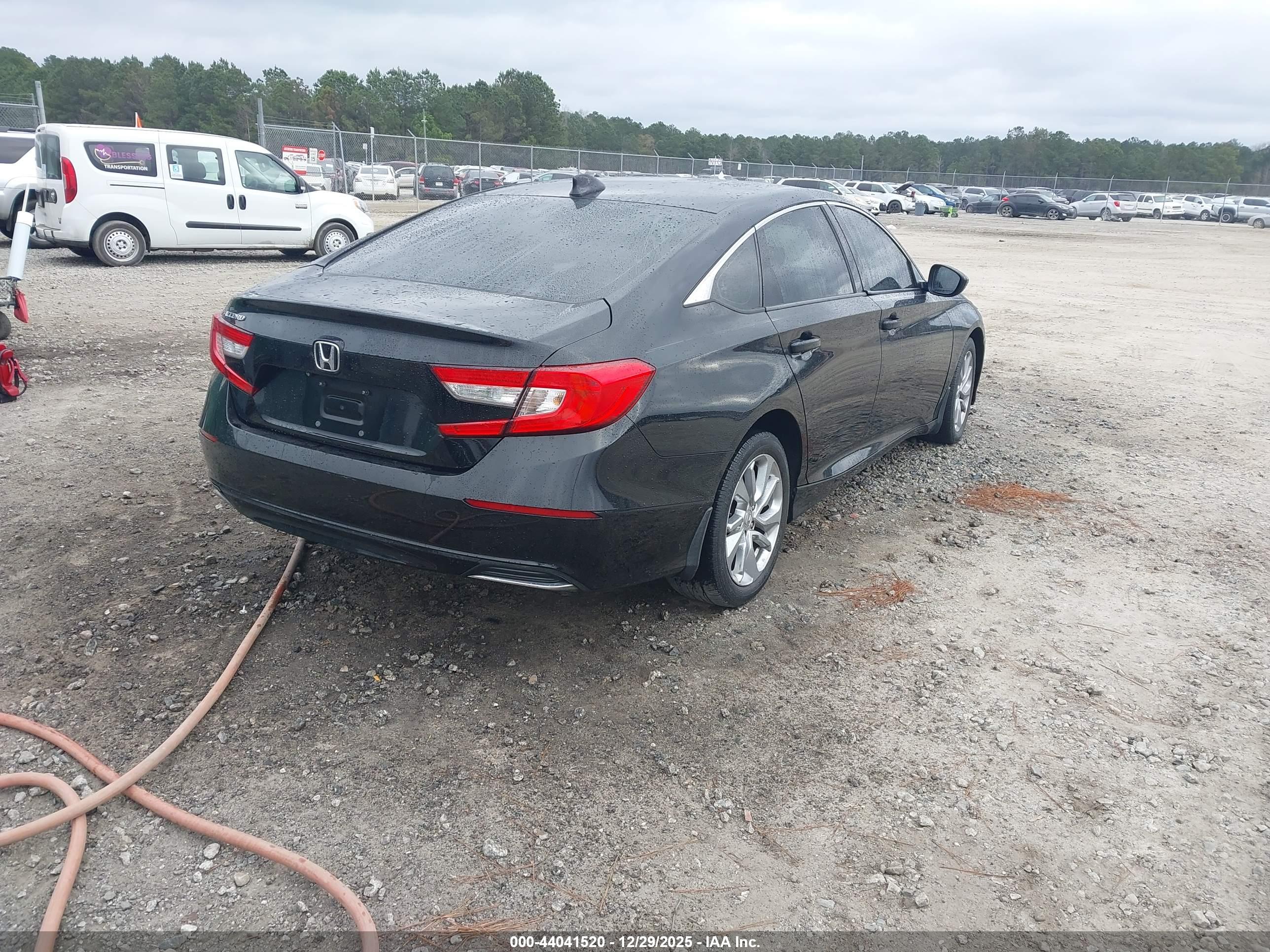 HONDA ACCORD image 4
