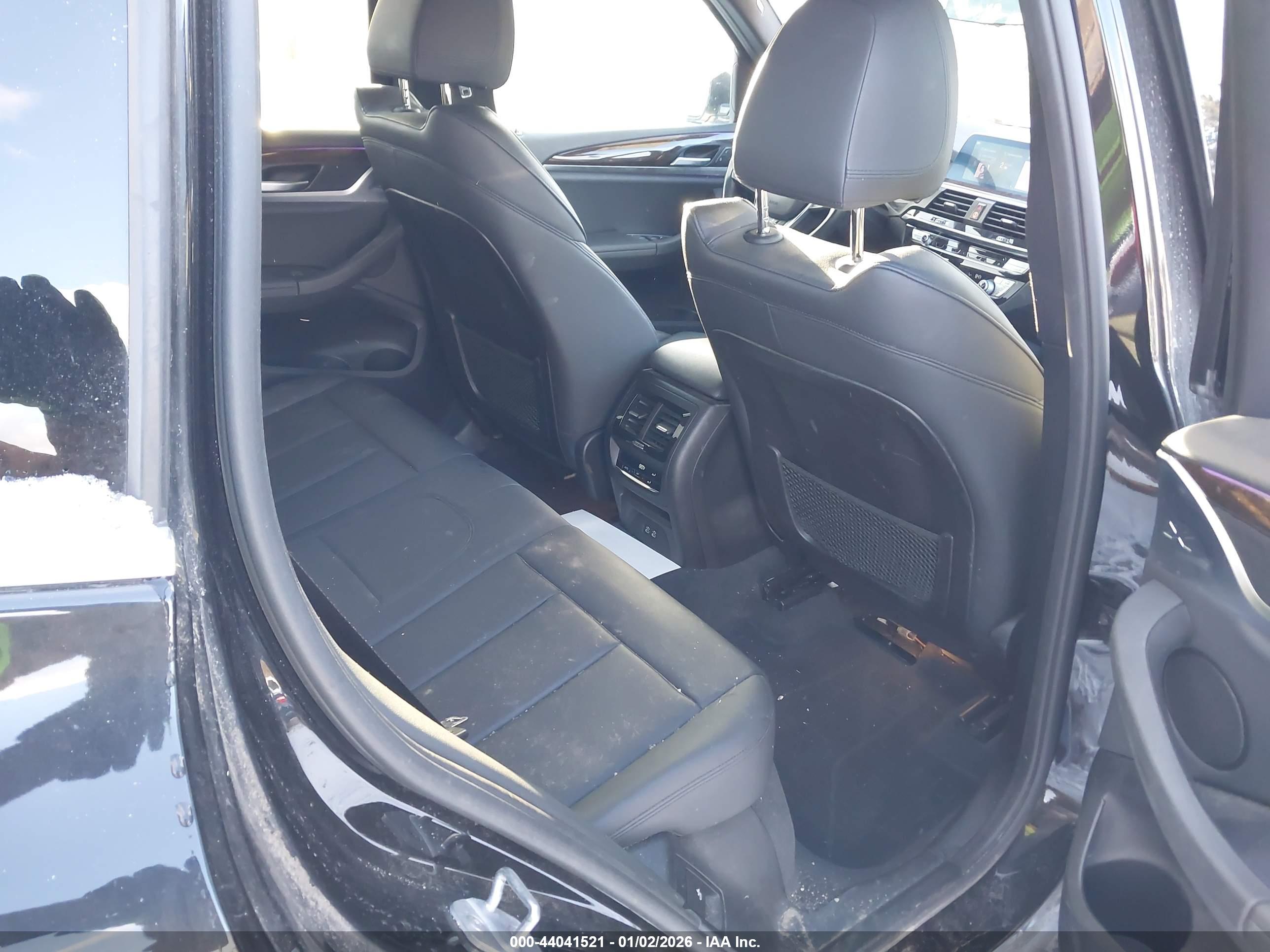 BMW X3 image 8