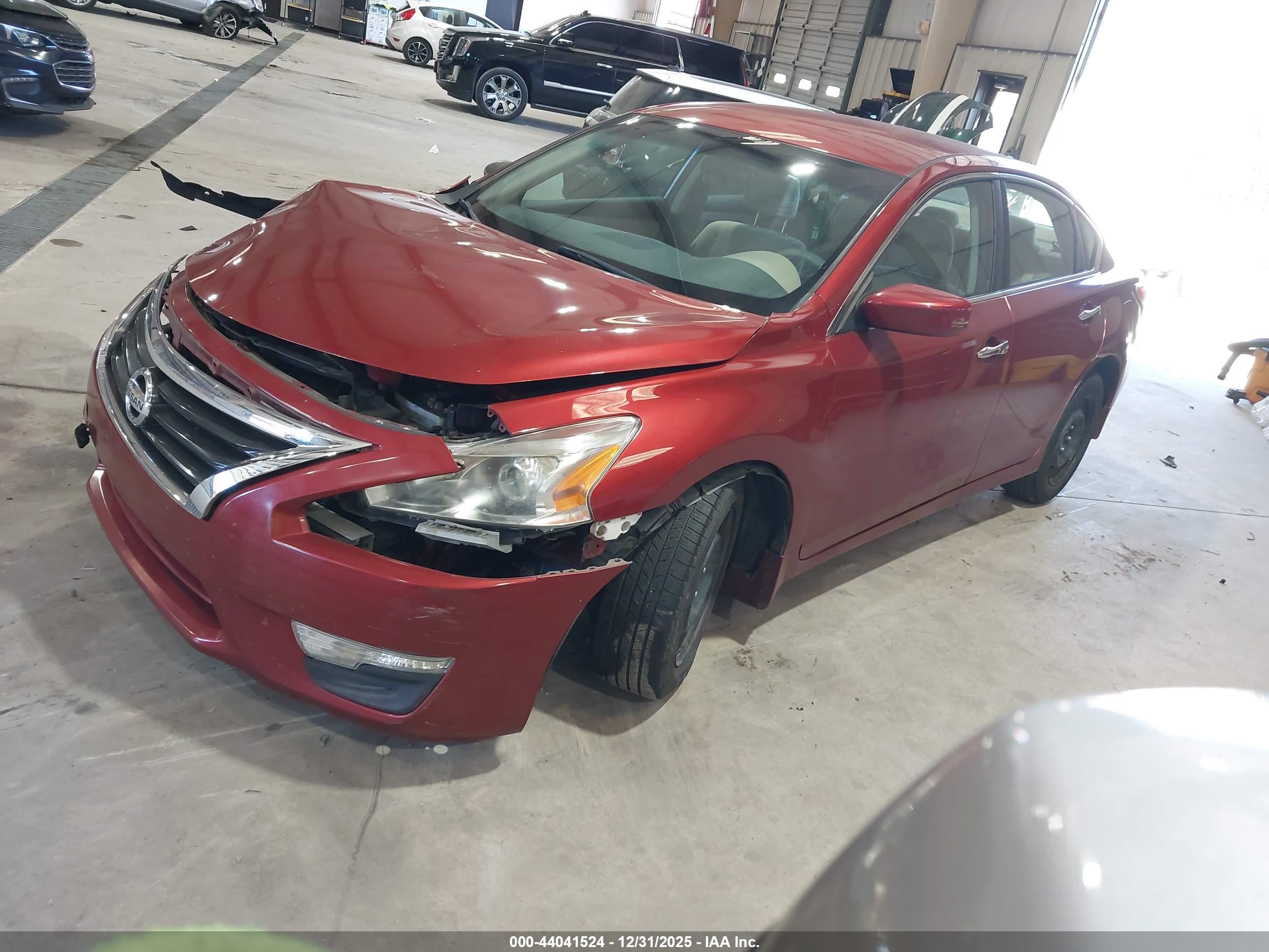 NISSAN ALTIMA image 2