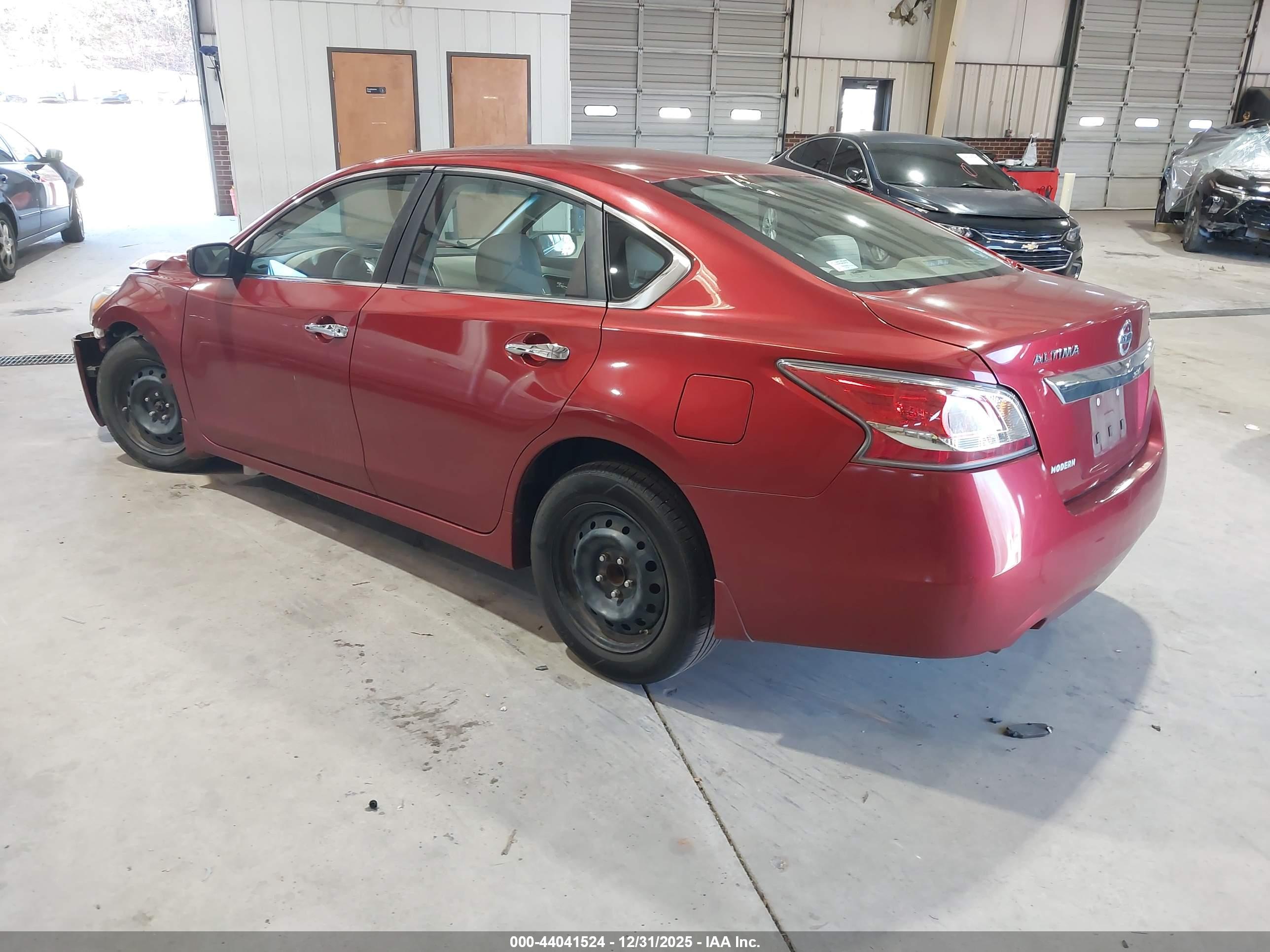 NISSAN ALTIMA image 3