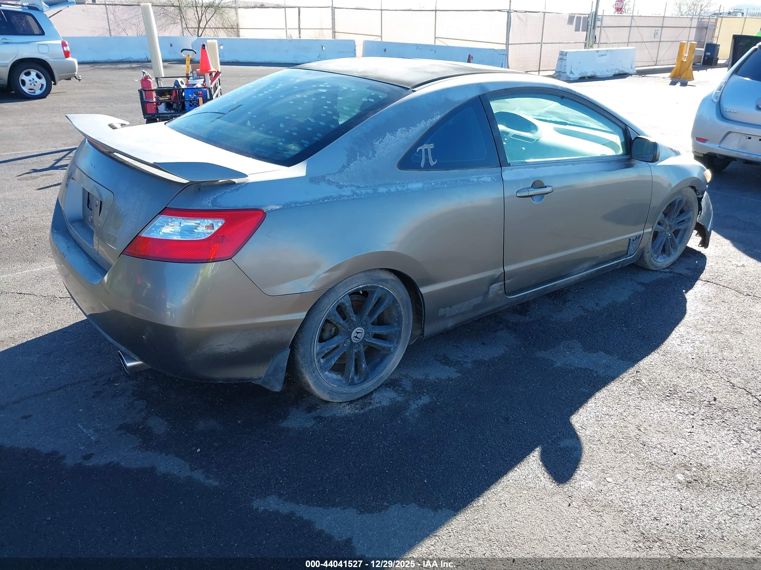 HONDA CIVIC image 4
