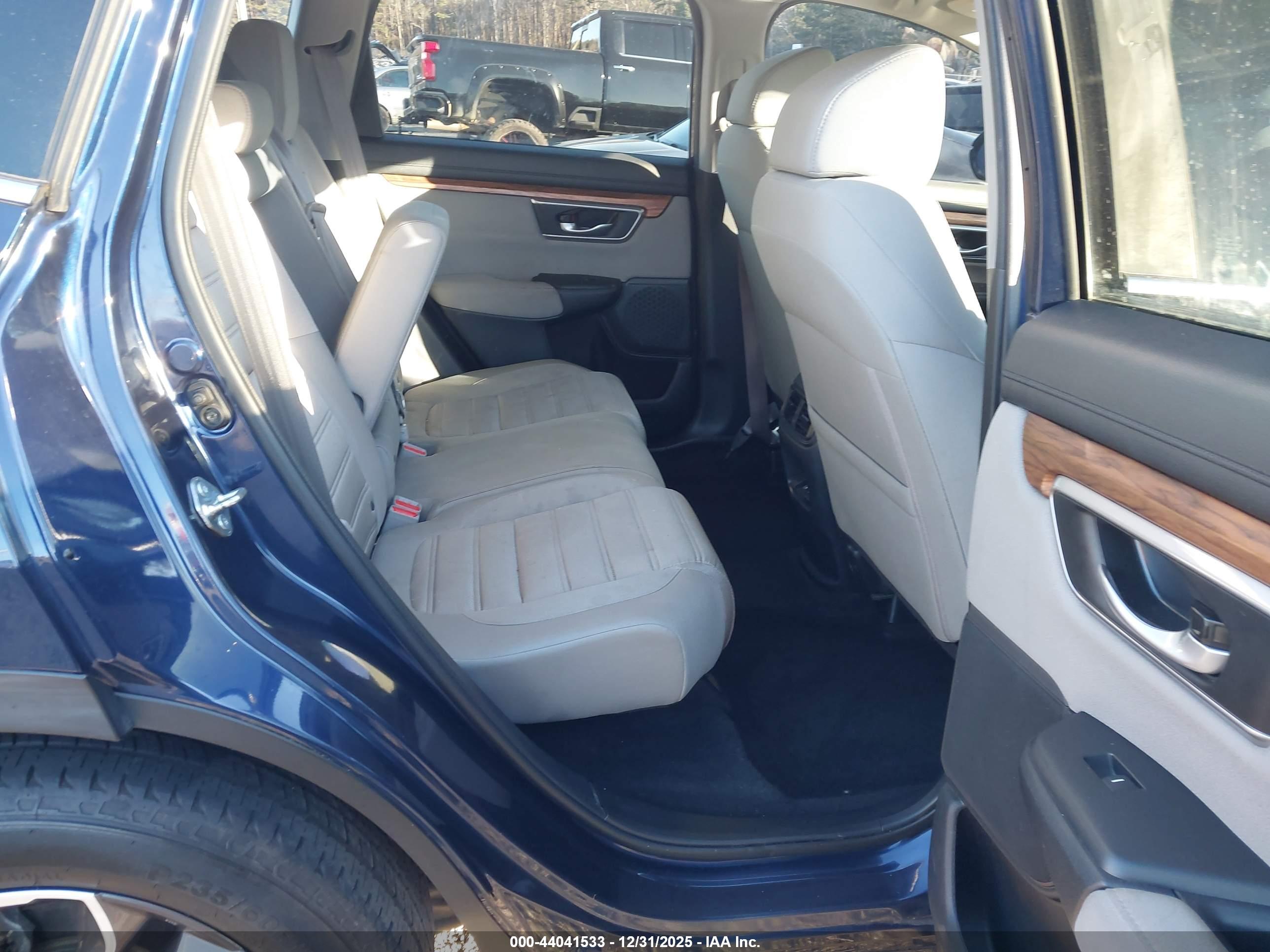HONDA CR-V image 8