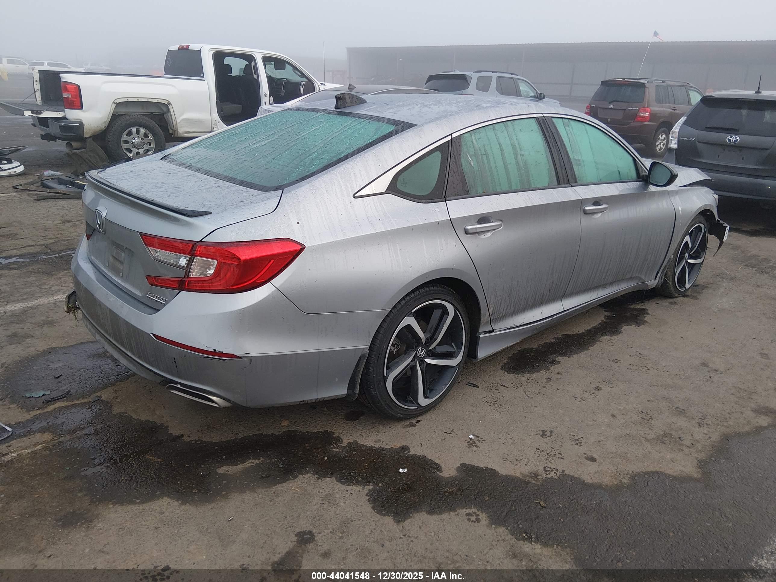 HONDA ACCORD image 4