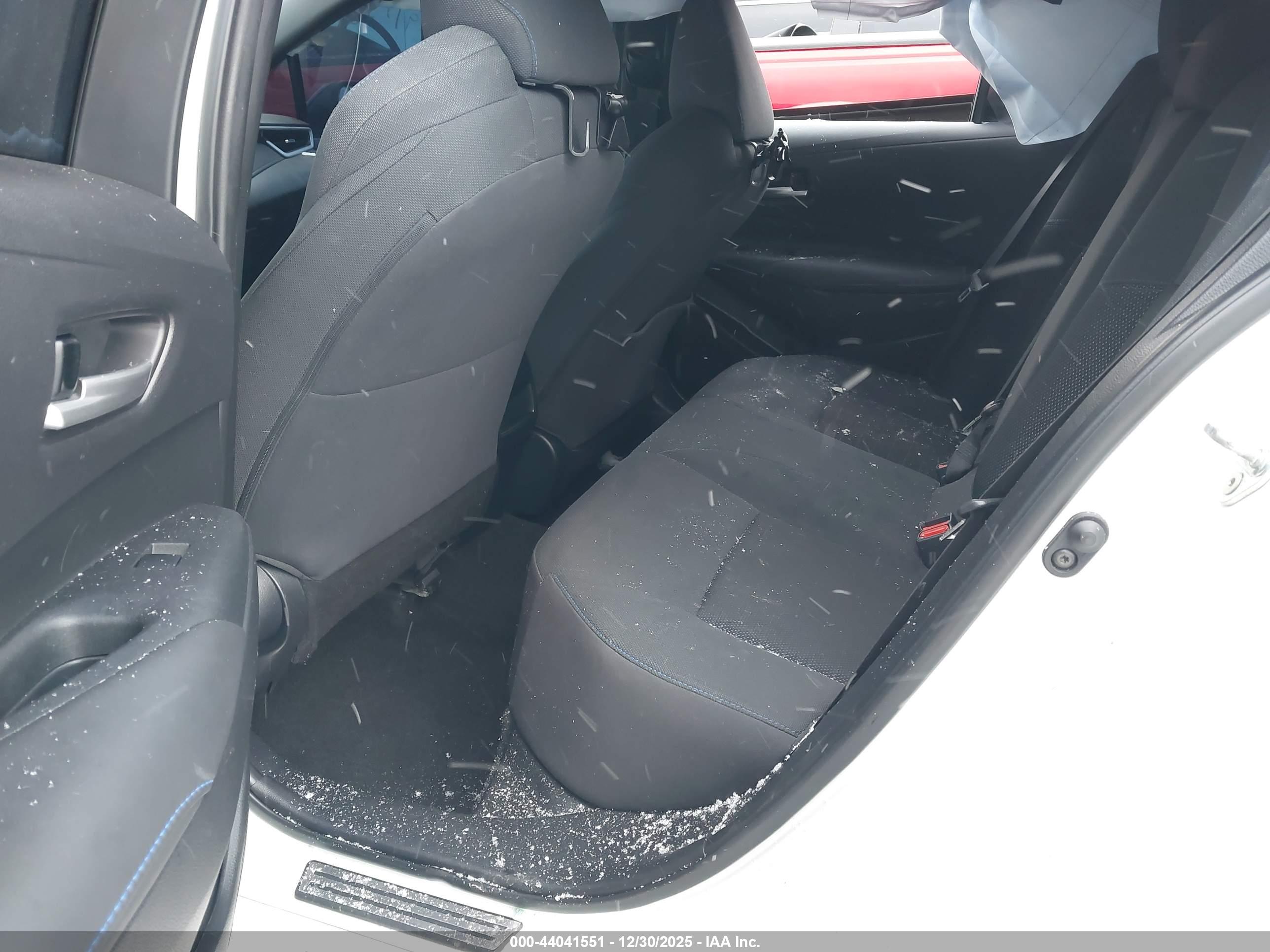 TOYOTA COROLLA image 8