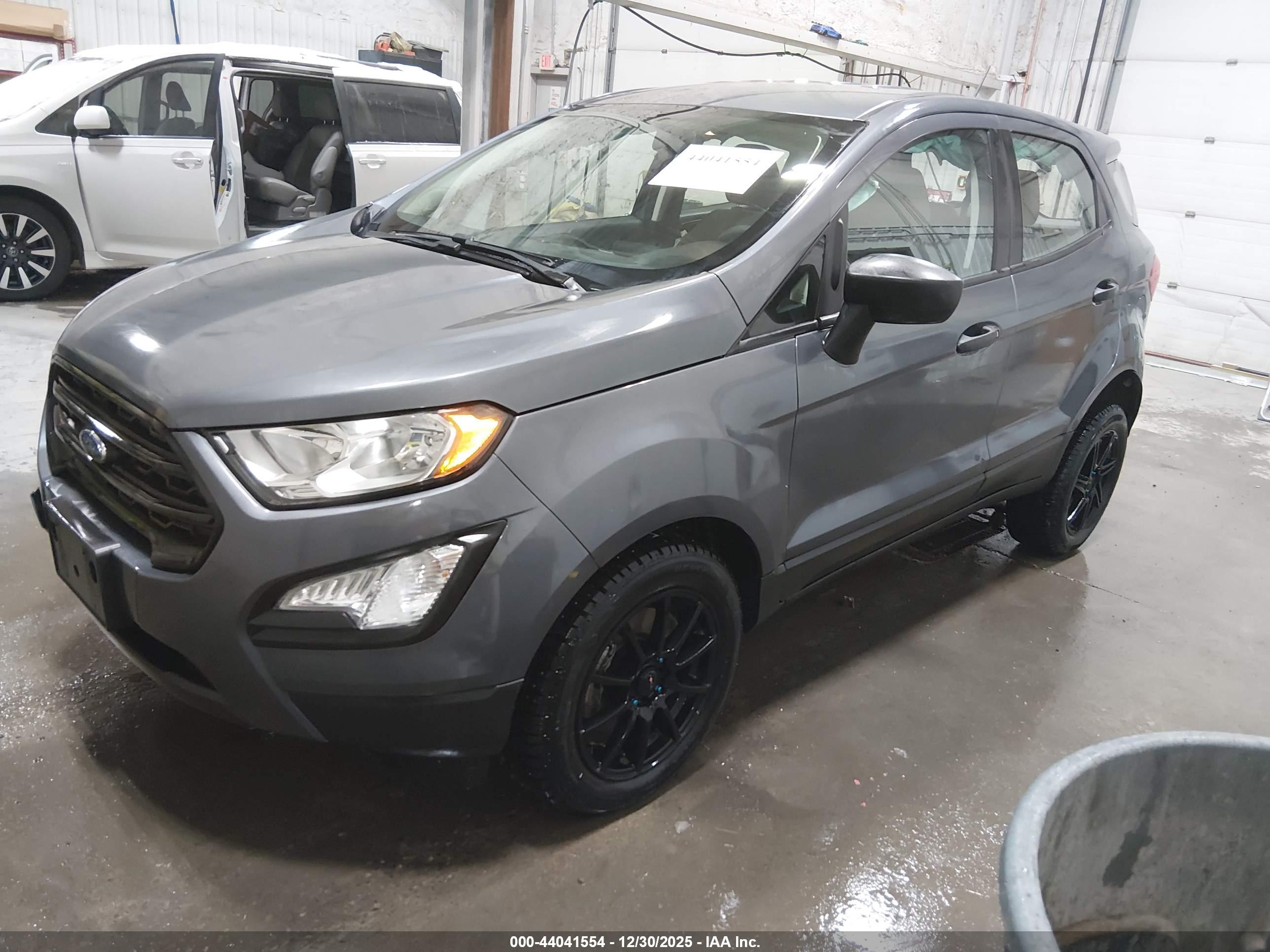FORD ECOSPORT image 2