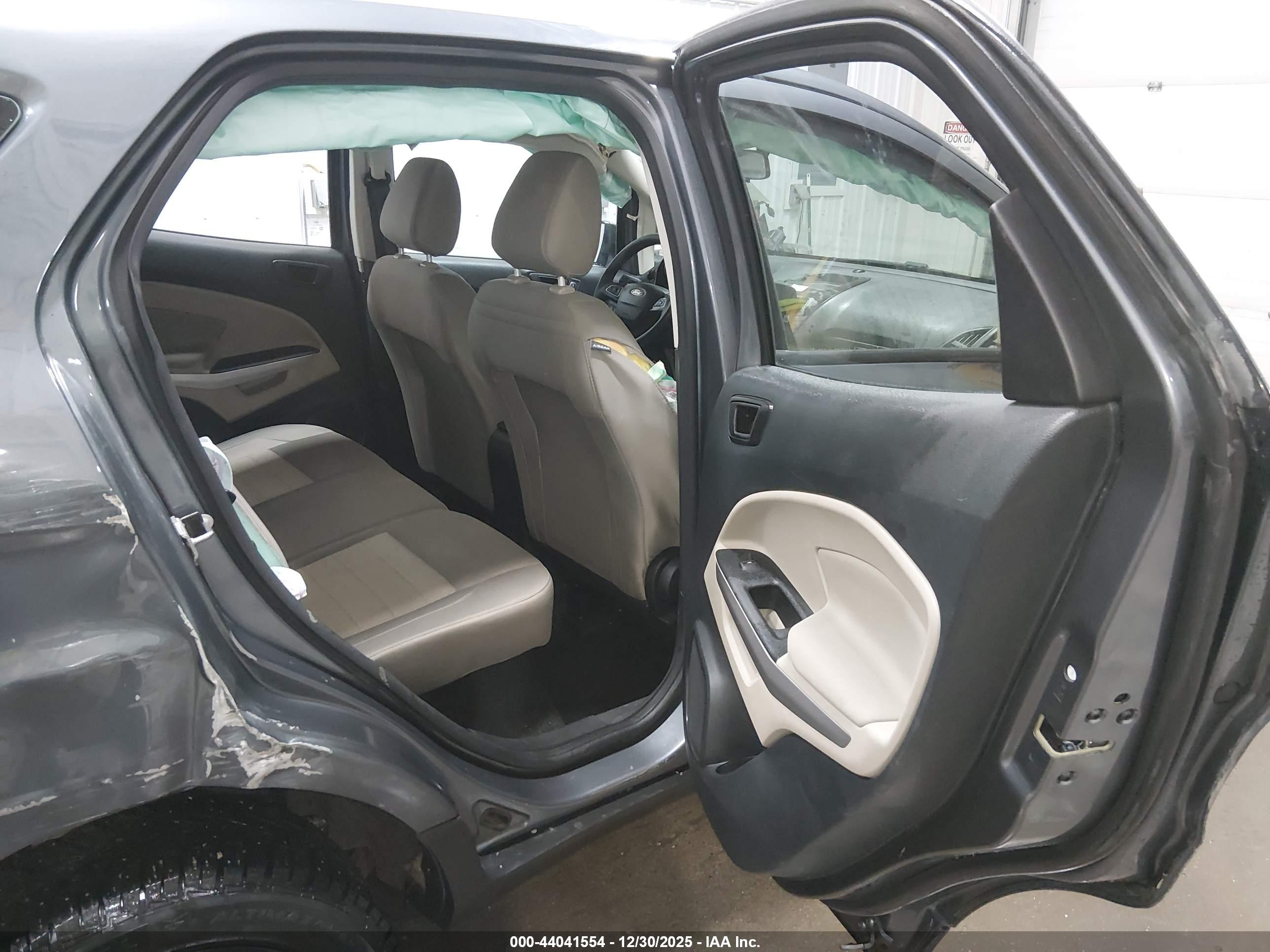 FORD ECOSPORT image 8