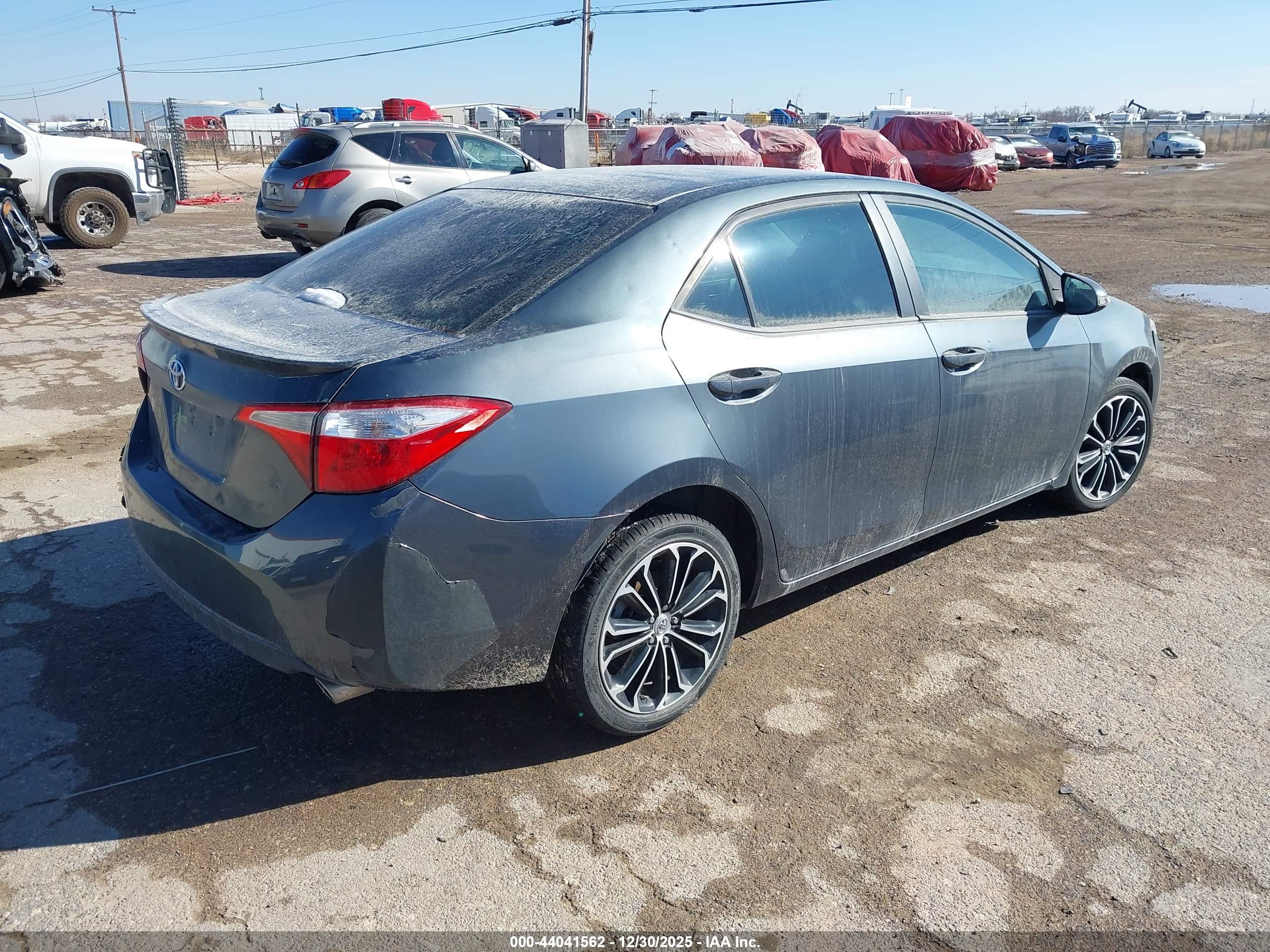 TOYOTA COROLLA image 4