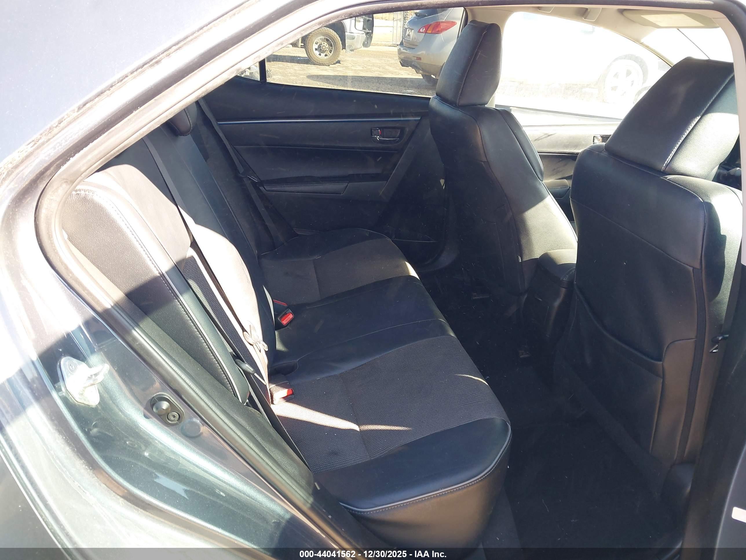 TOYOTA COROLLA image 8