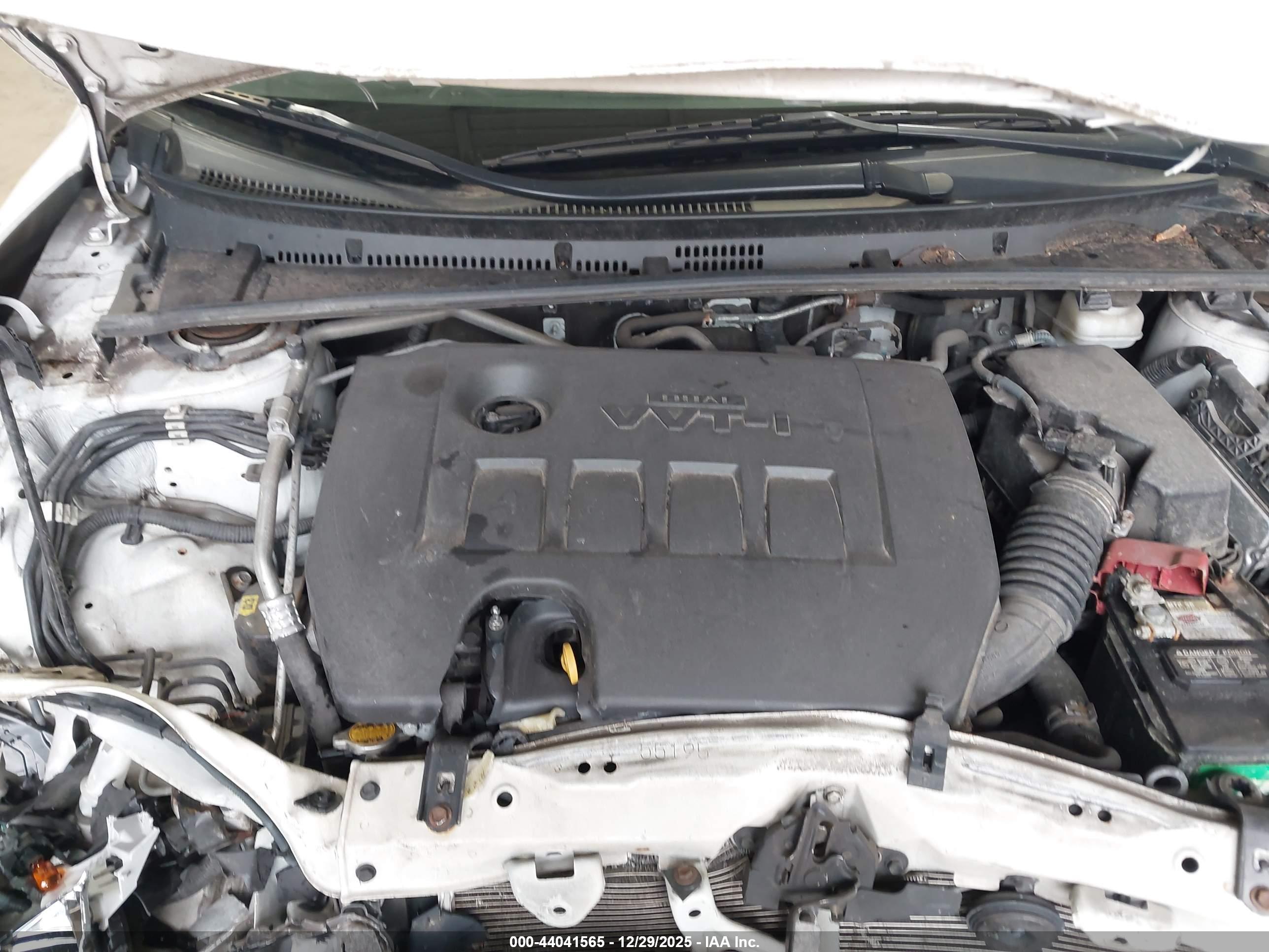 TOYOTA COROLLA image 10