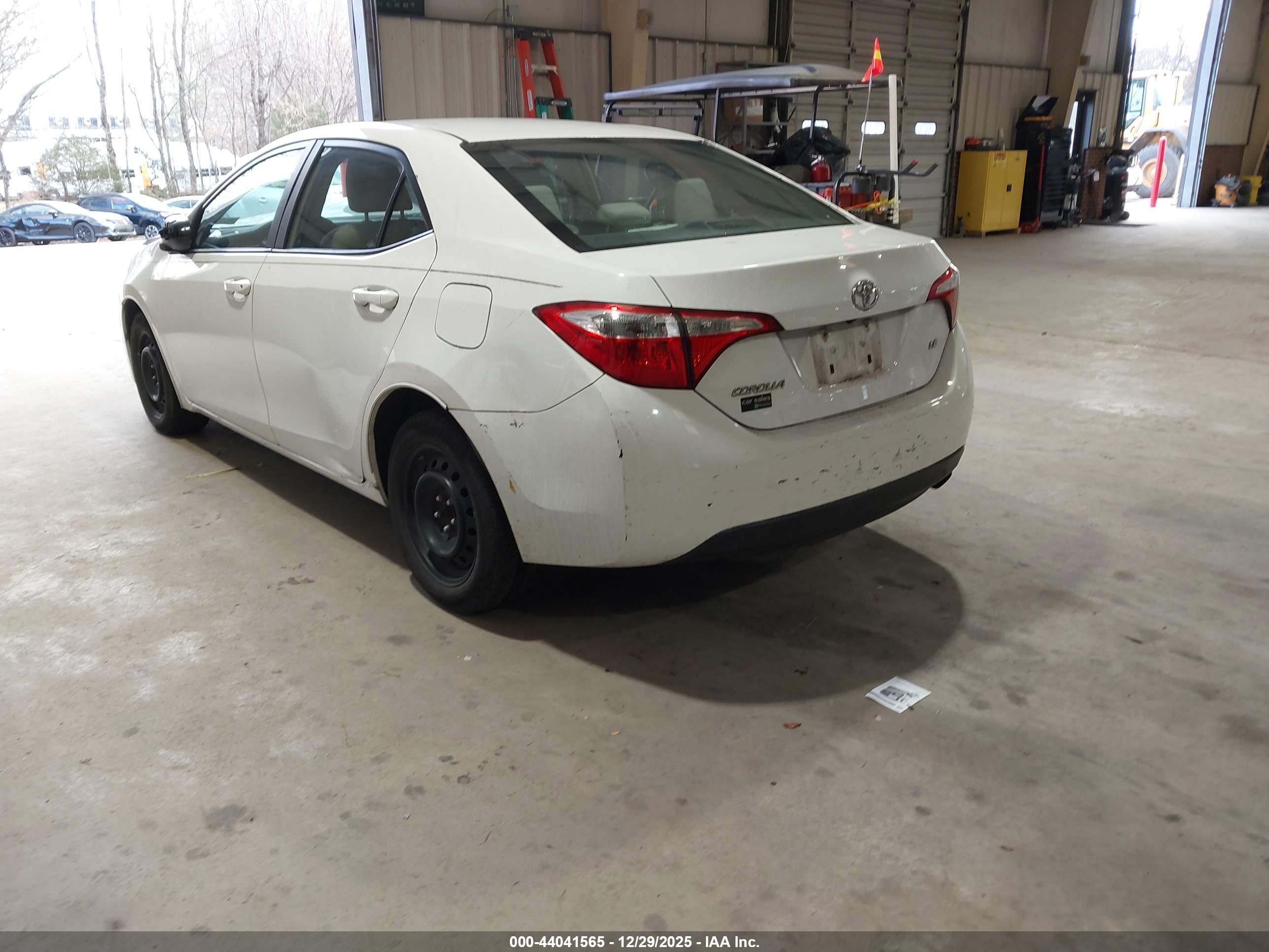 TOYOTA COROLLA image 3