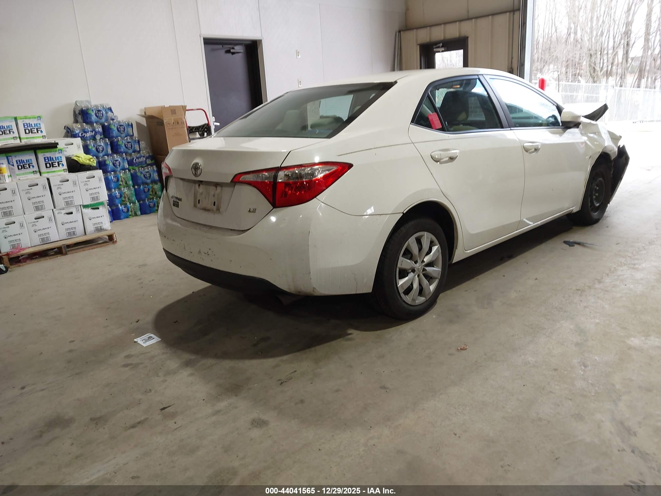 TOYOTA COROLLA image 4