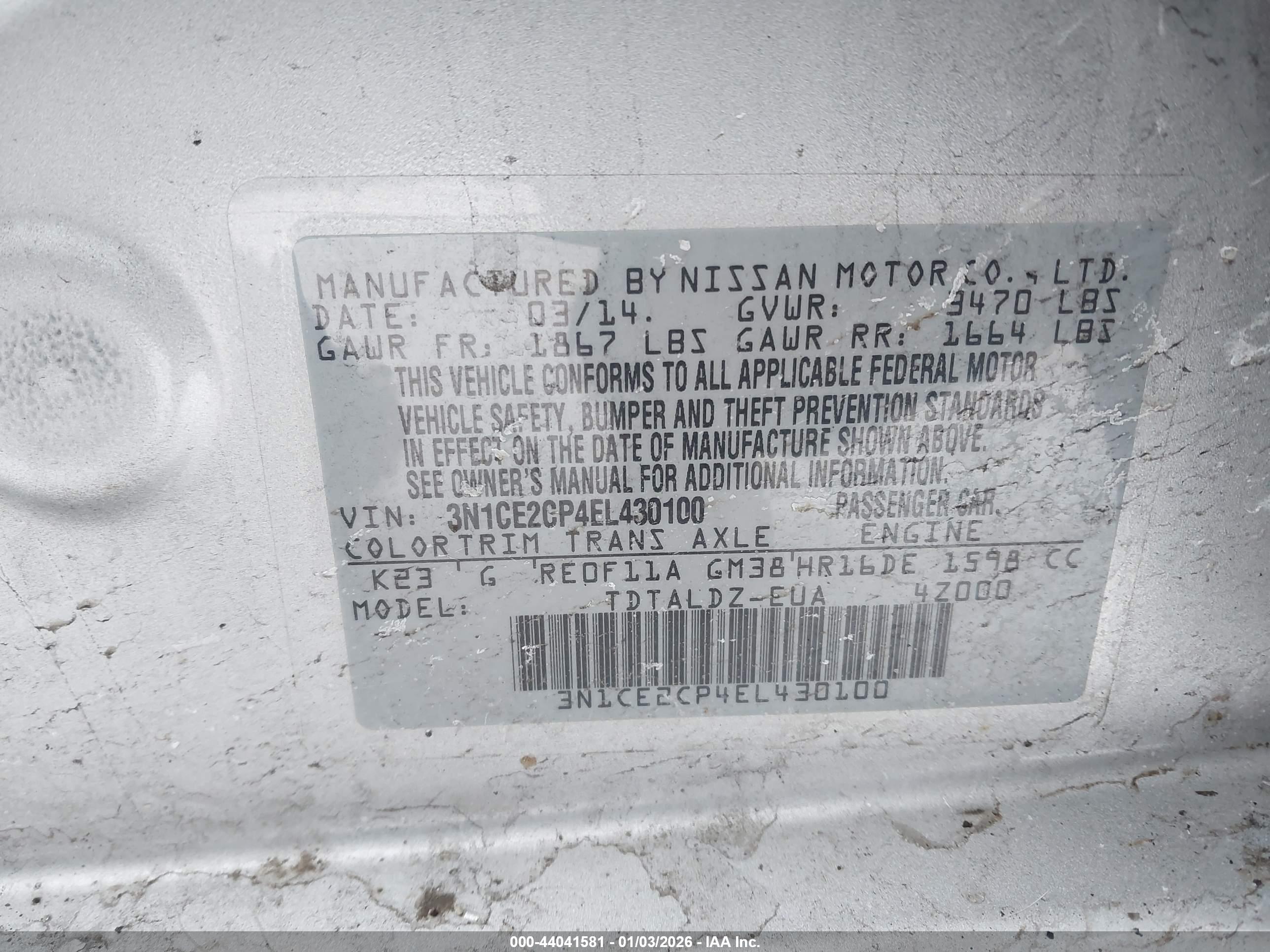 NISSAN VERSA image 9
