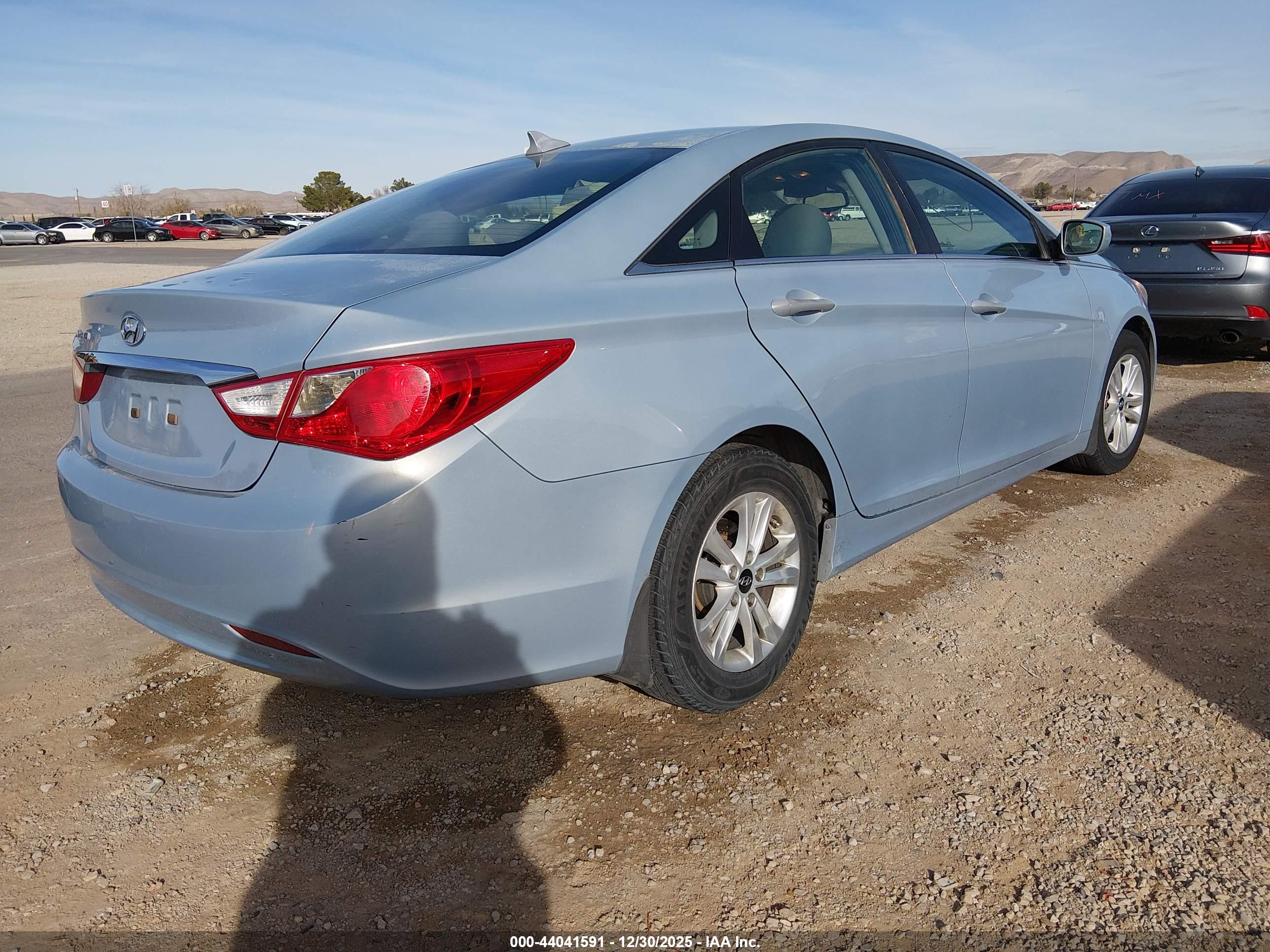 HYUNDAI SONATA image 4