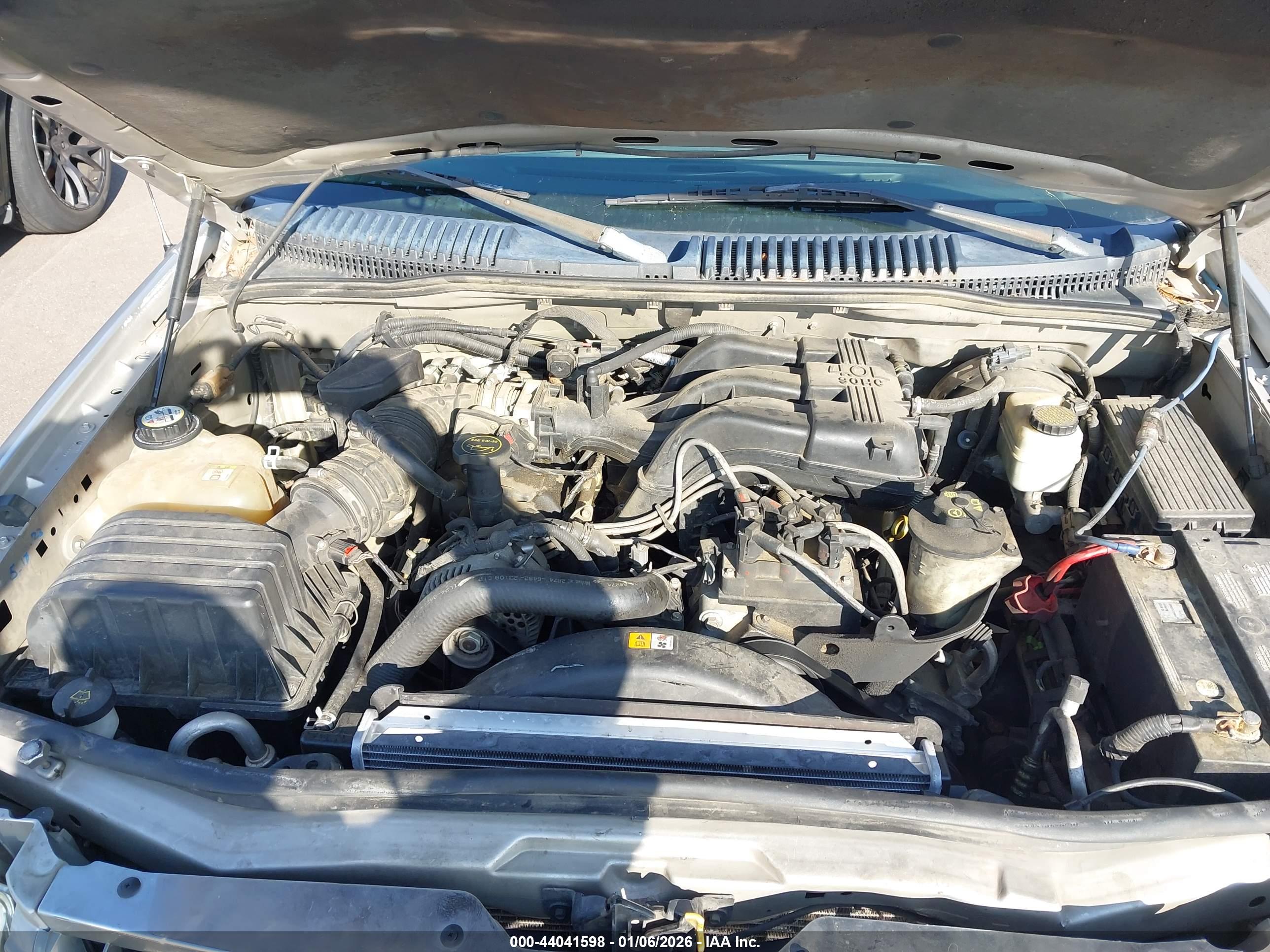 FORD EXPLORER image 10